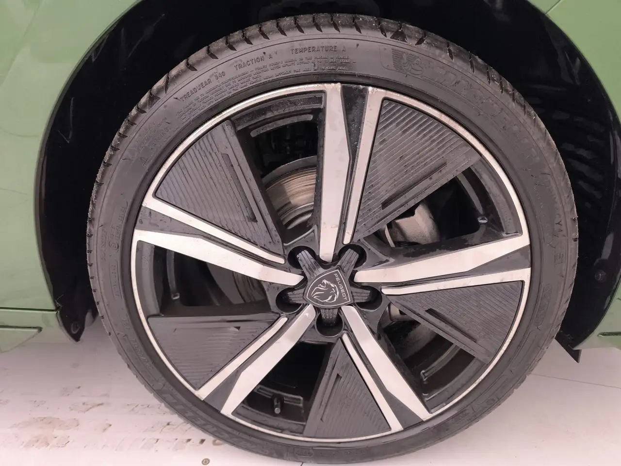 Peugeot 308 1.2 PureTech Turbo GT 32