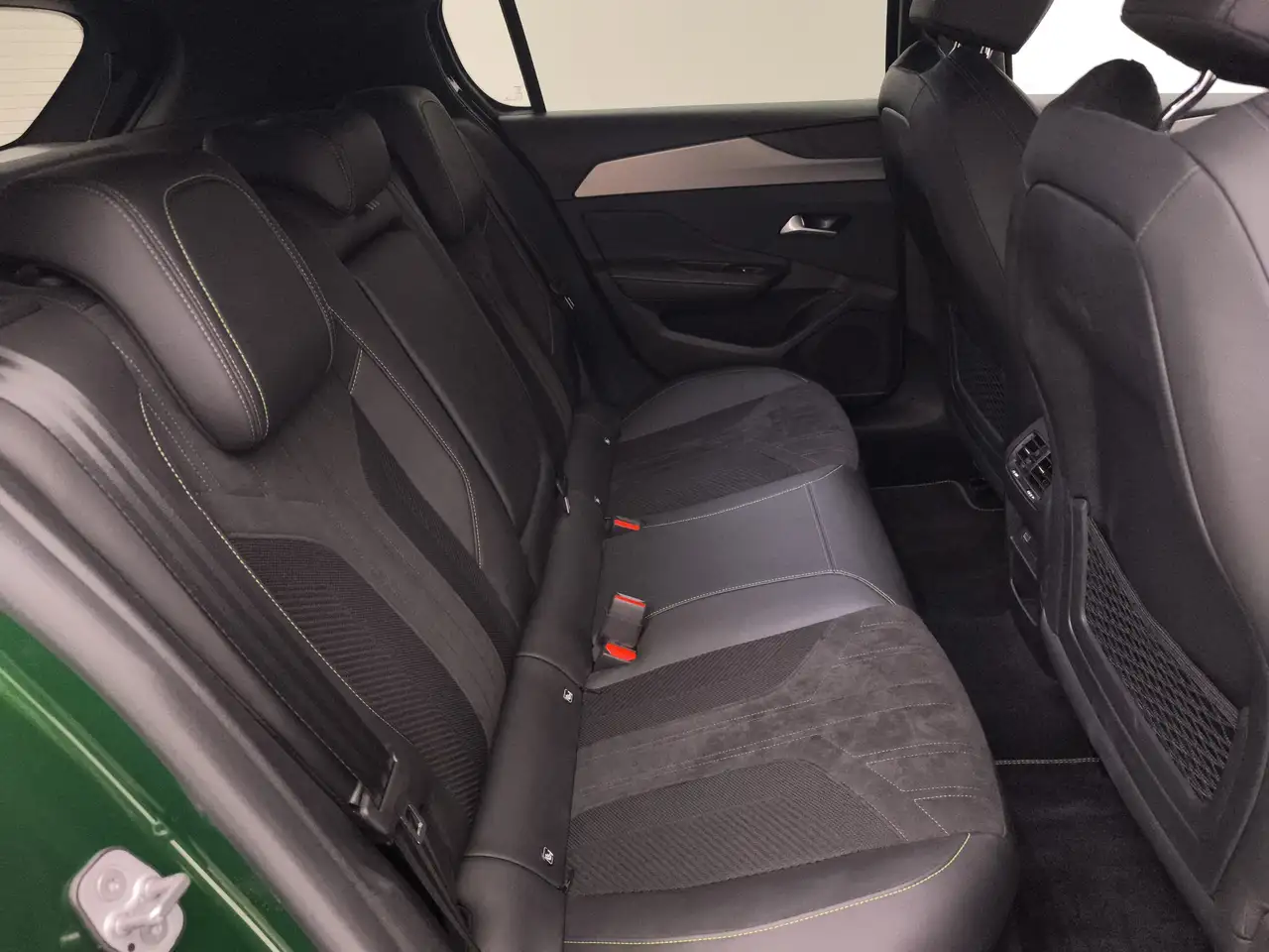 Peugeot 308 1.2 PureTech Turbo GT 28