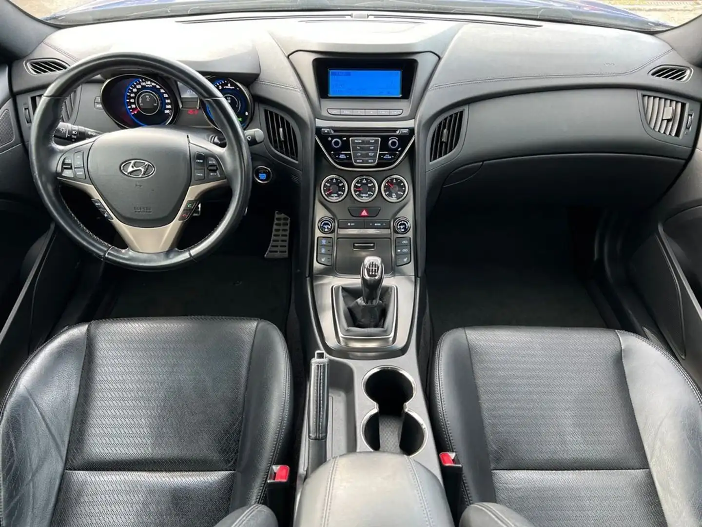 Hyundai Genesis Coupe 3.8 V6 Sport Bleu - 1