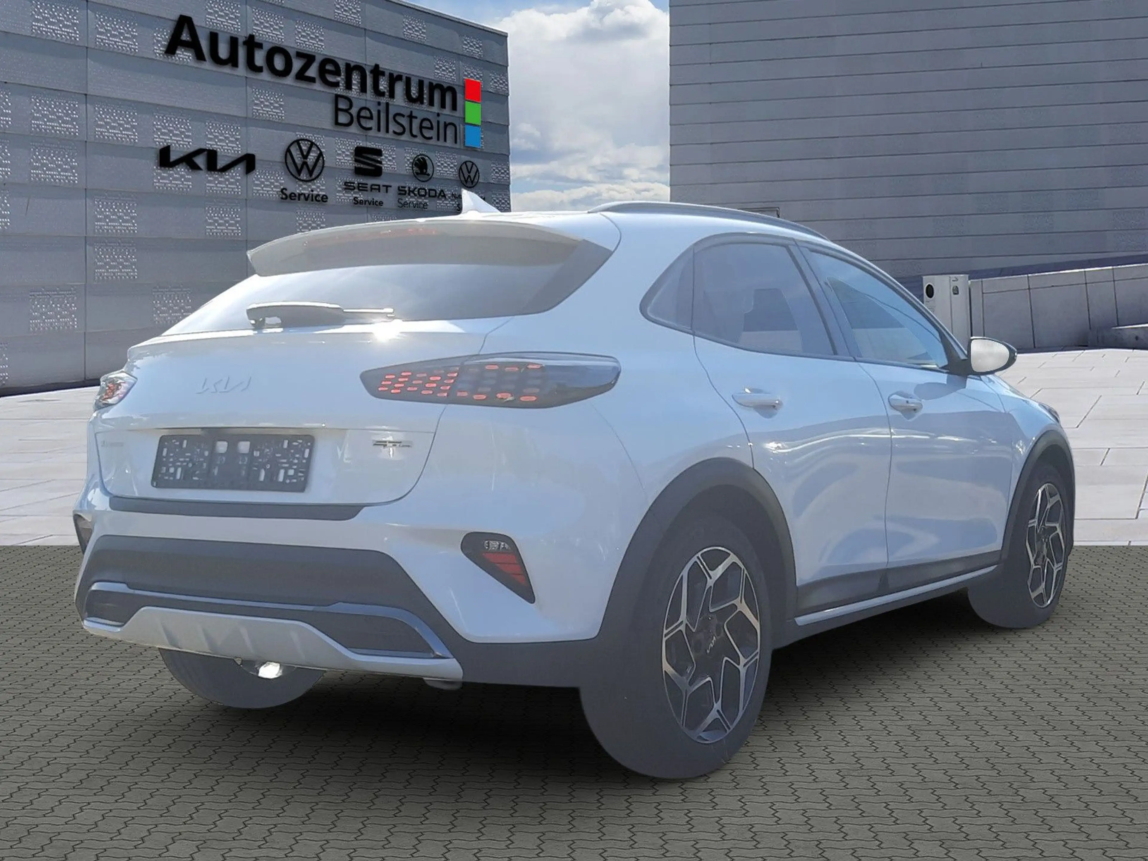 Kia XCeed 1,5 T-GDI JBL Navi Induktion — photo 6
