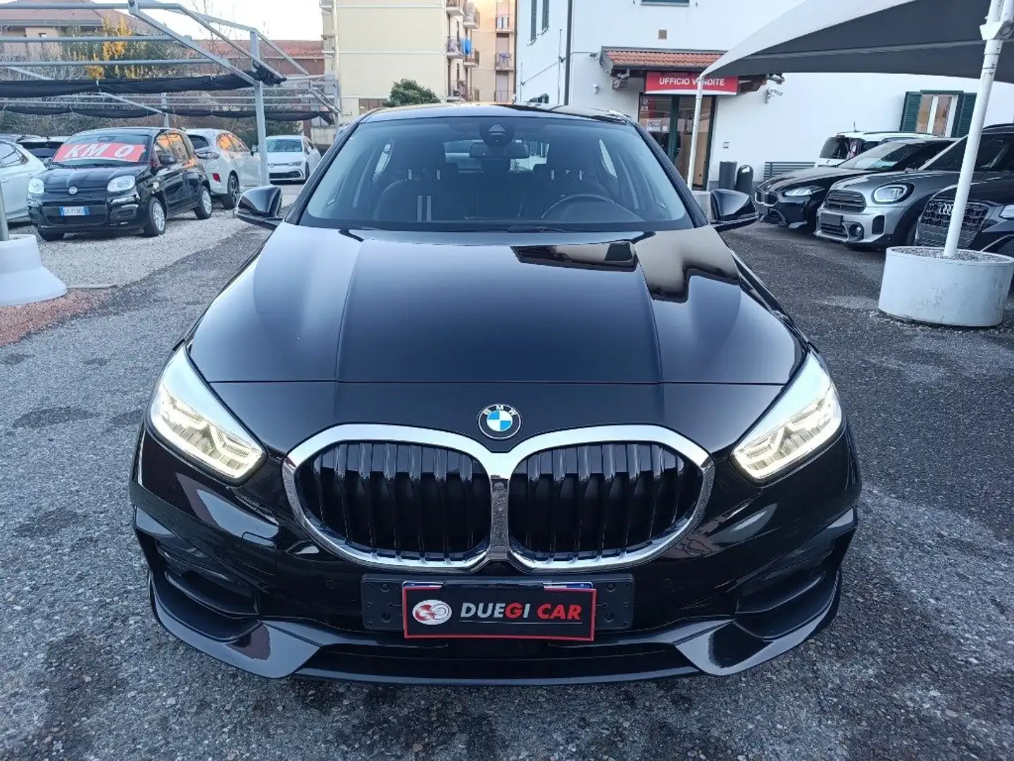 BMW 118 i 5p. Colorvision Edition Automaica Noir - 2