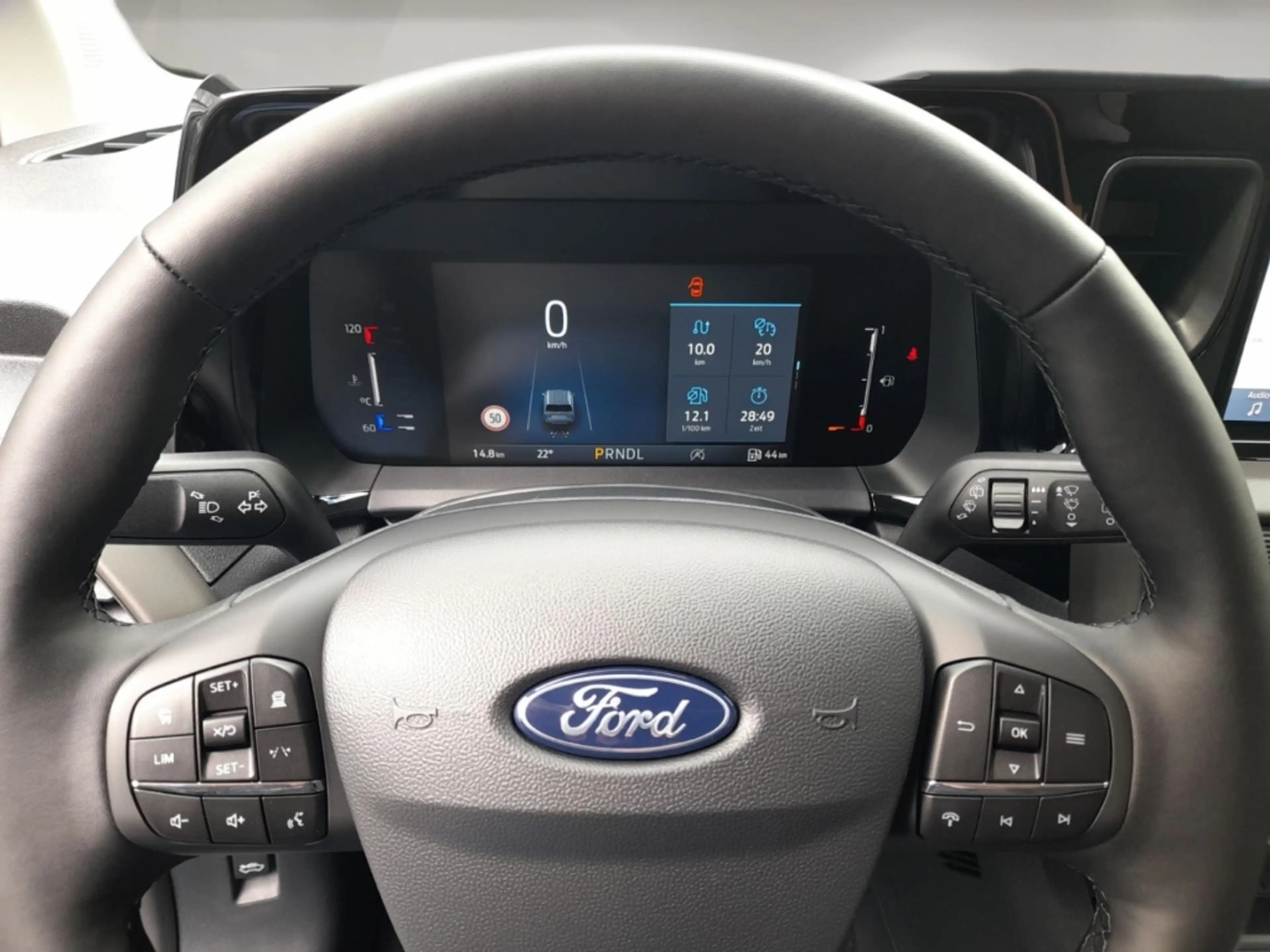 Ford Tourneo Courier Titanium 1,0l EcoBoost Autom. Navi ACC Apple CarPl — photo 9