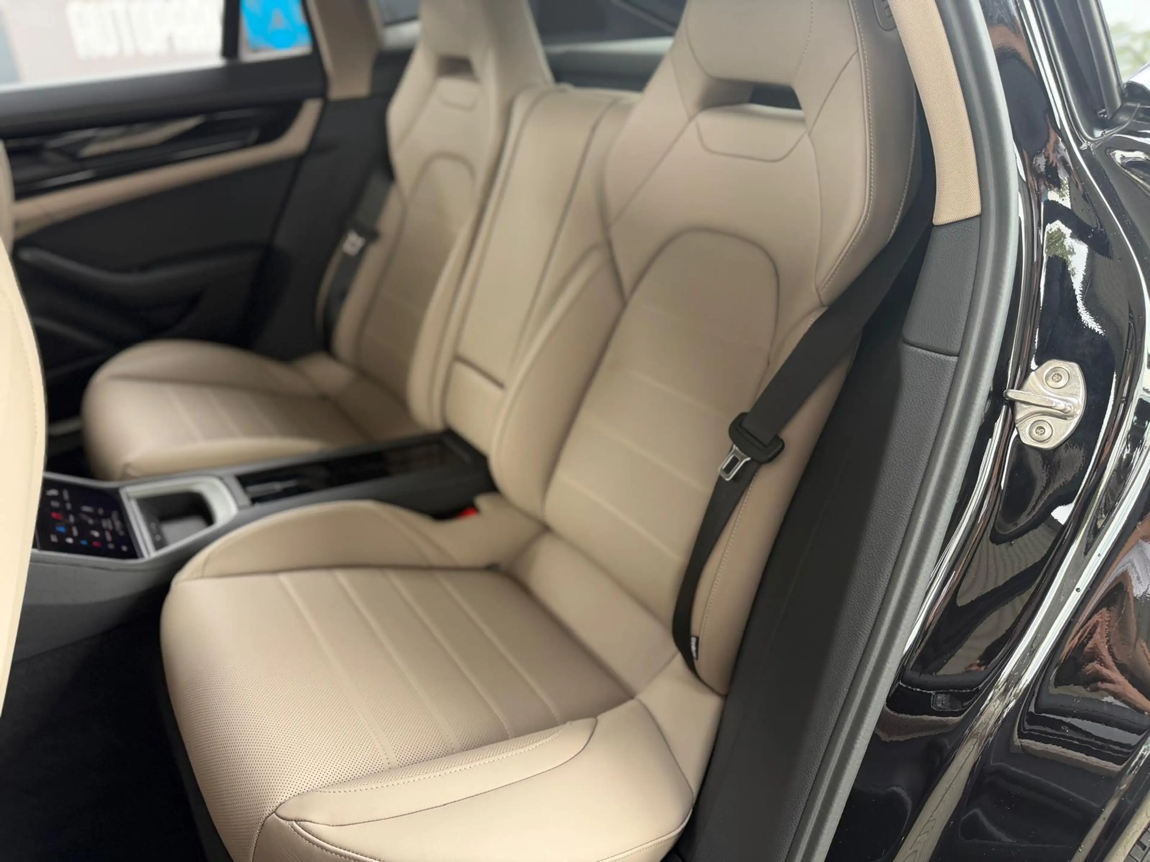 Porsche Panamera Panamera 4 NIGHTVISION/SPORTDESIGN/PANO/MASSAGE/GARANTIE/VOLL — photo 12