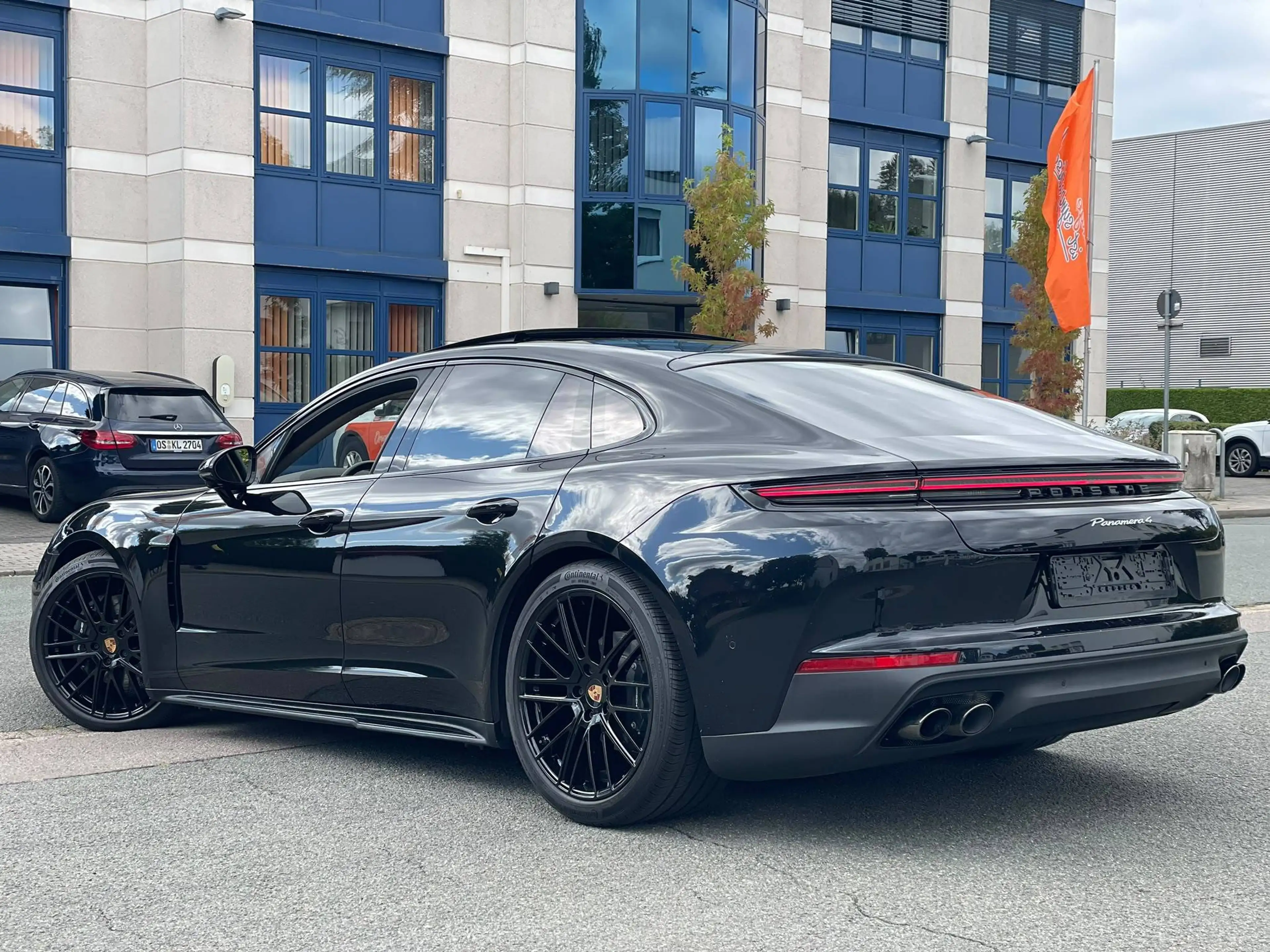 Porsche Panamera Panamera 4 NIGHTVISION/SPORTDESIGN/PANO/MASSAGE/GARANTIE/VOLL — photo 2