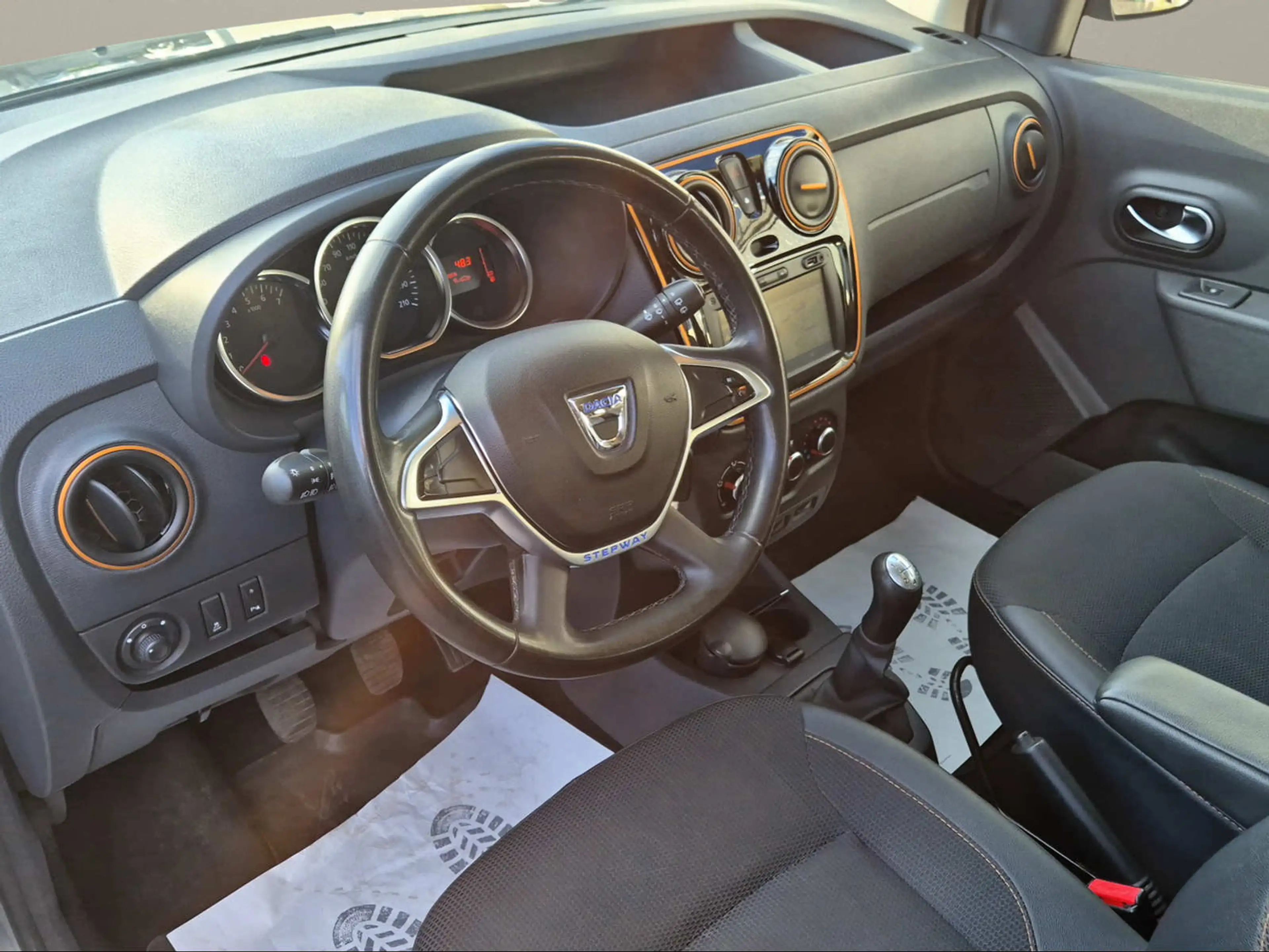 Dacia Dokker Stepway — photo 10