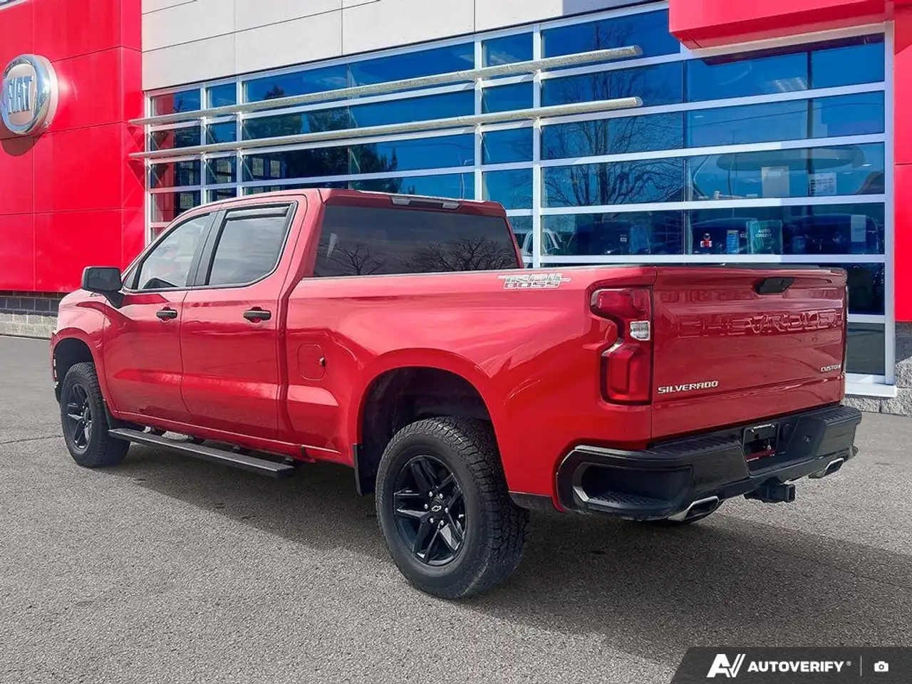 Chevrolet Silverado 1500 снимка Chevrolet Silverado 1500