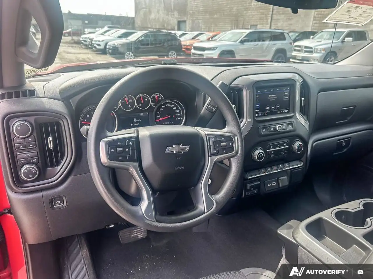 Chevrolet Silverado 1500 снимка Chevrolet Silverado 1500