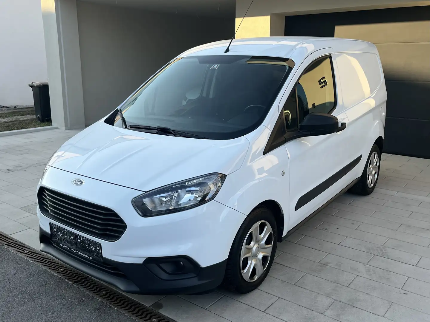 Ford Transit Courier 1,0 EcoBoost Trend - 1