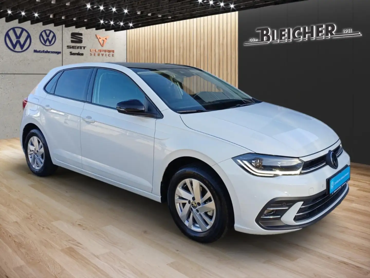 Volkswagen Polo VI 1.0 TSI ''Style'' abn. AHK+Navi+Rückfahrkamer Weiß - 2