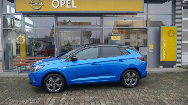 Opel GRANDLAND GSe Plug-in Hybrid 4