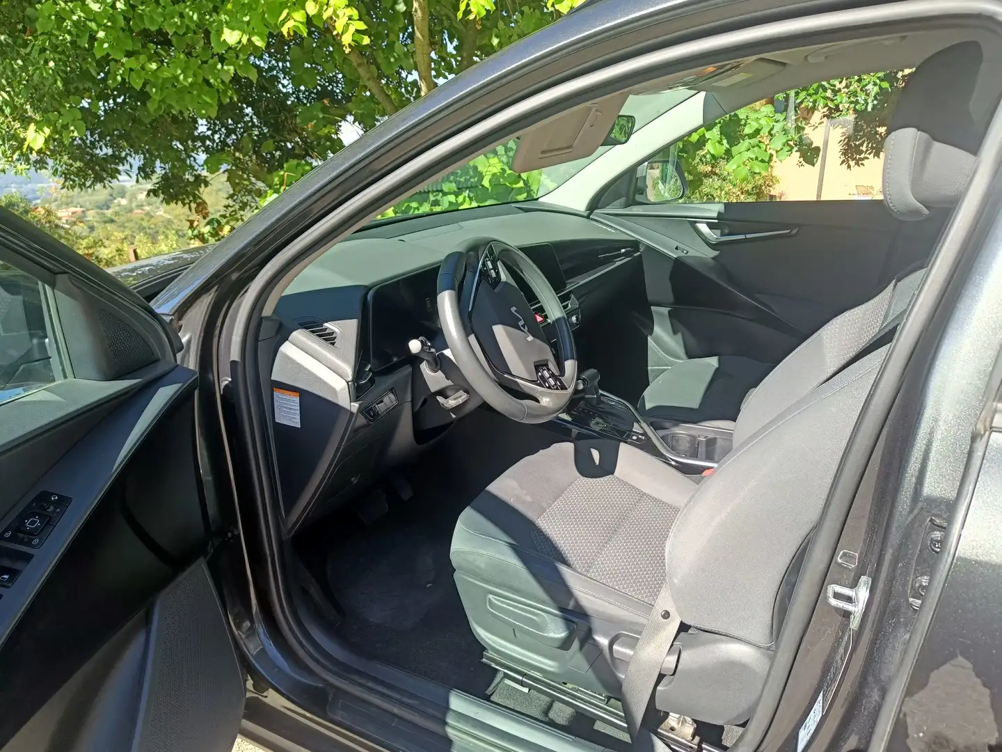 Kia Niro Niro II 20221.6 gdi hev Business dct6 Brun - 1