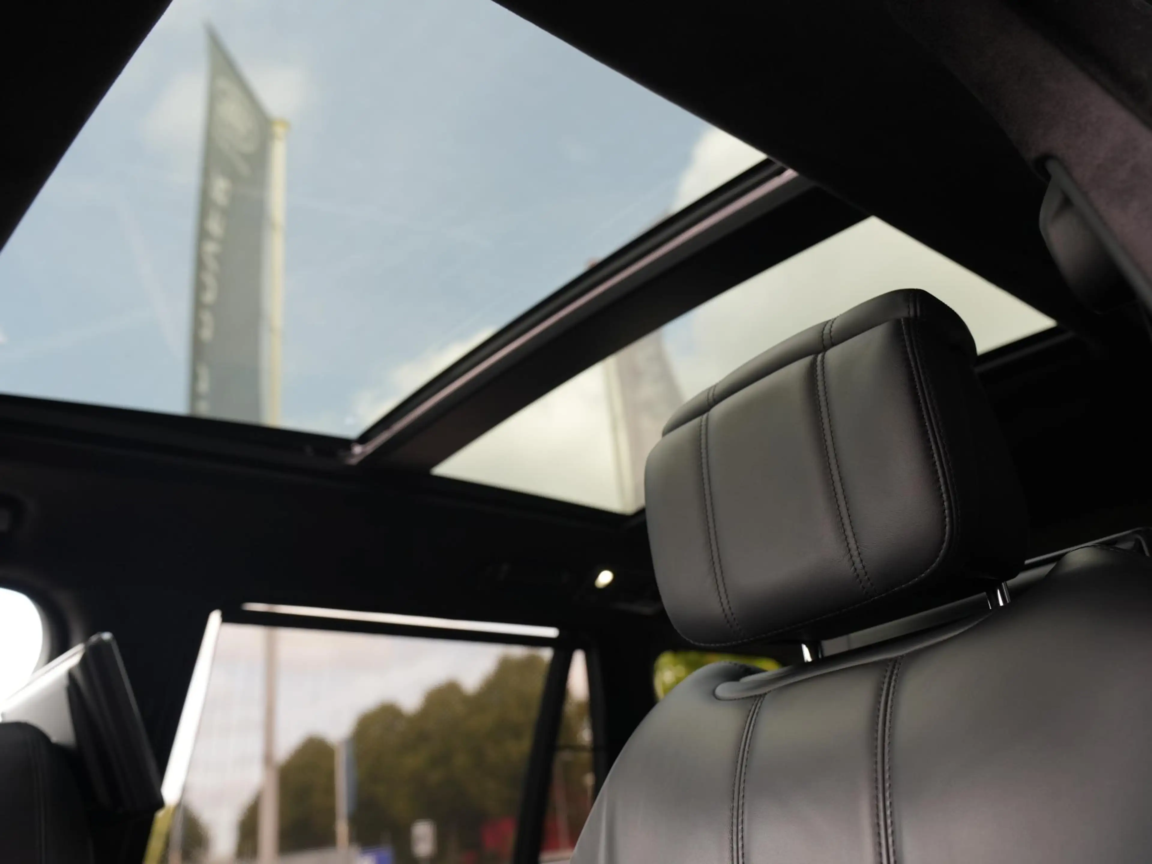 Land Rover Range Rover 5.0 V8 SC LWB Autobiography — photo 34