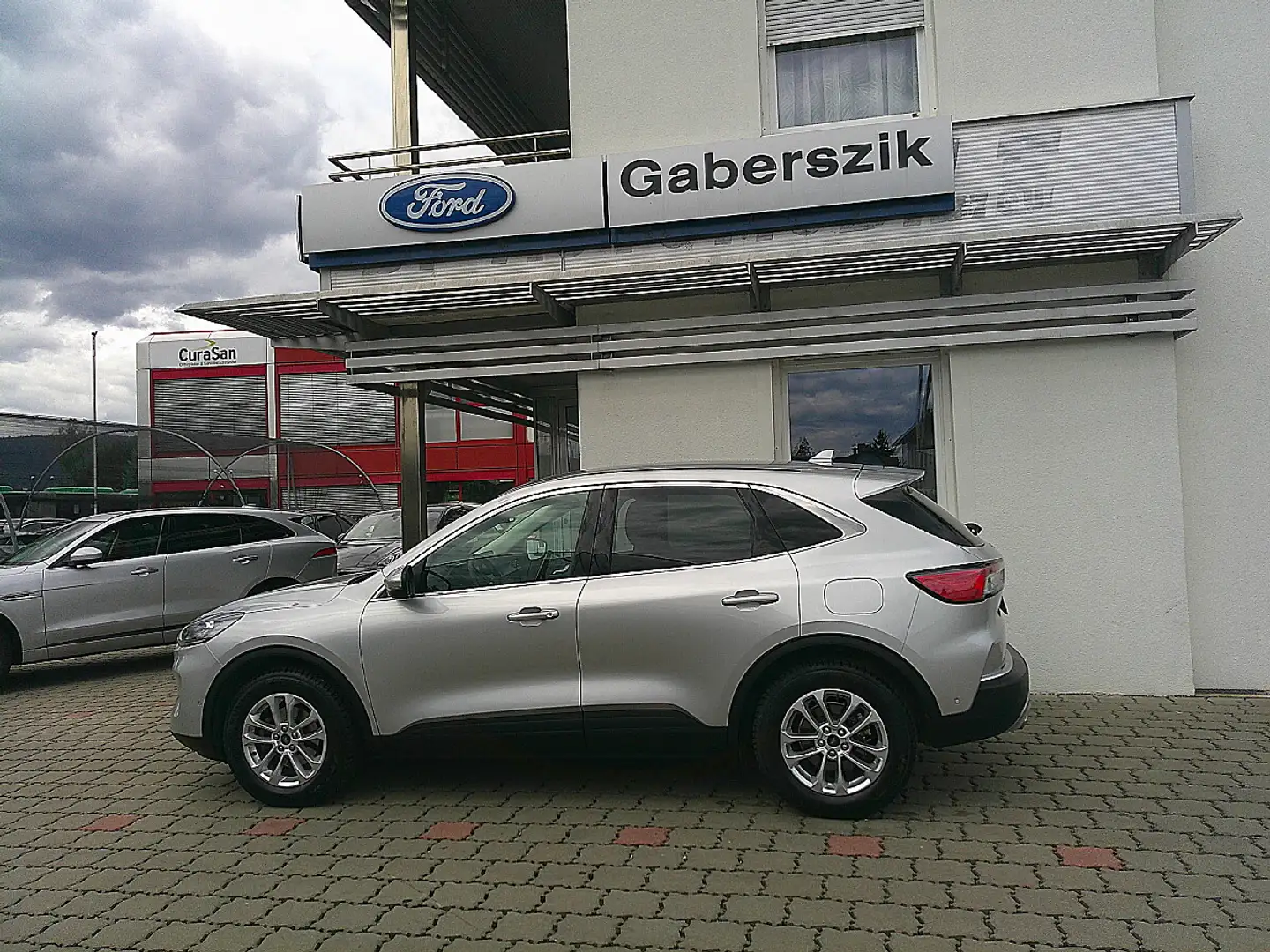 Ford Kuga 1,5 EcoBlue Titanium Silber - 2