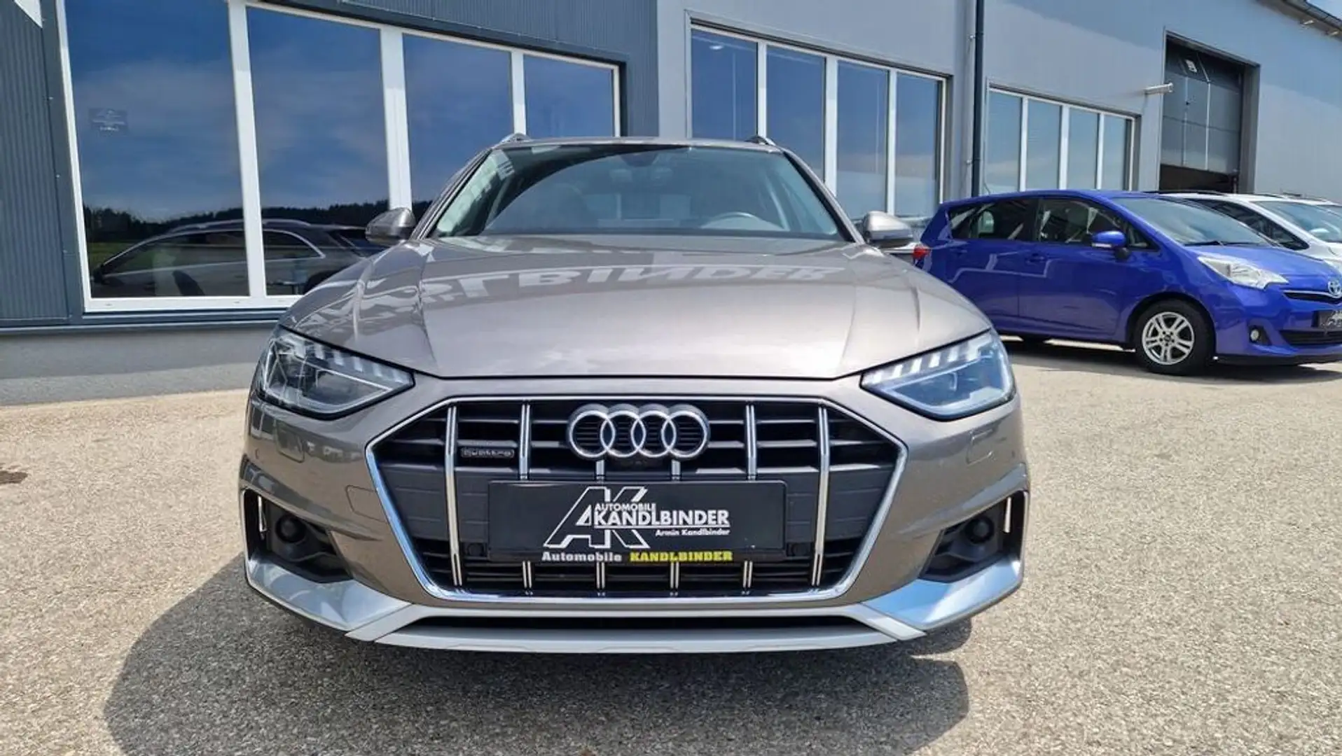Audi A4 allroad 45 TDI Quattro Grau - 2