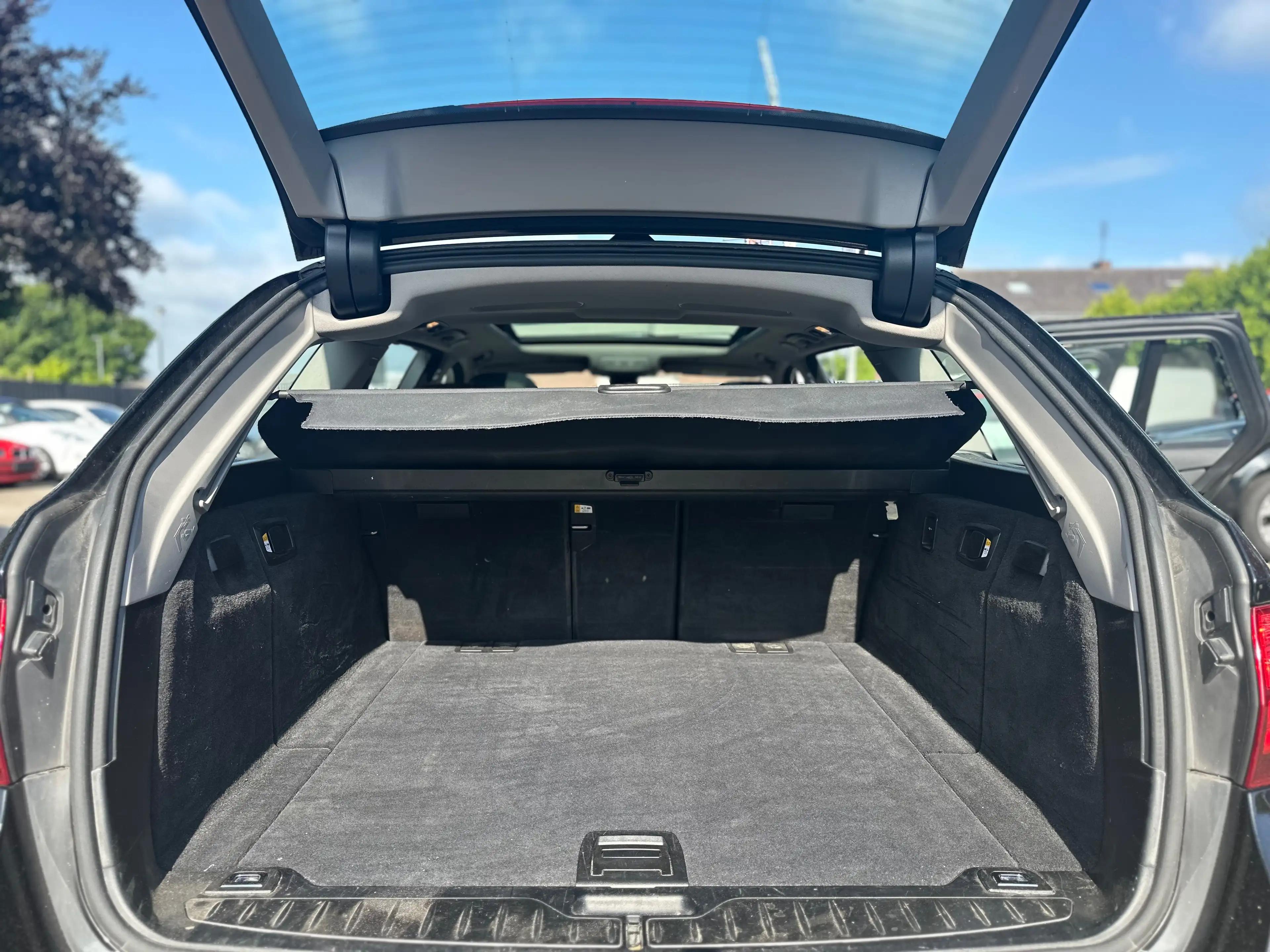 BMW 535 535d xDrive Touring Aut. — photo 14
