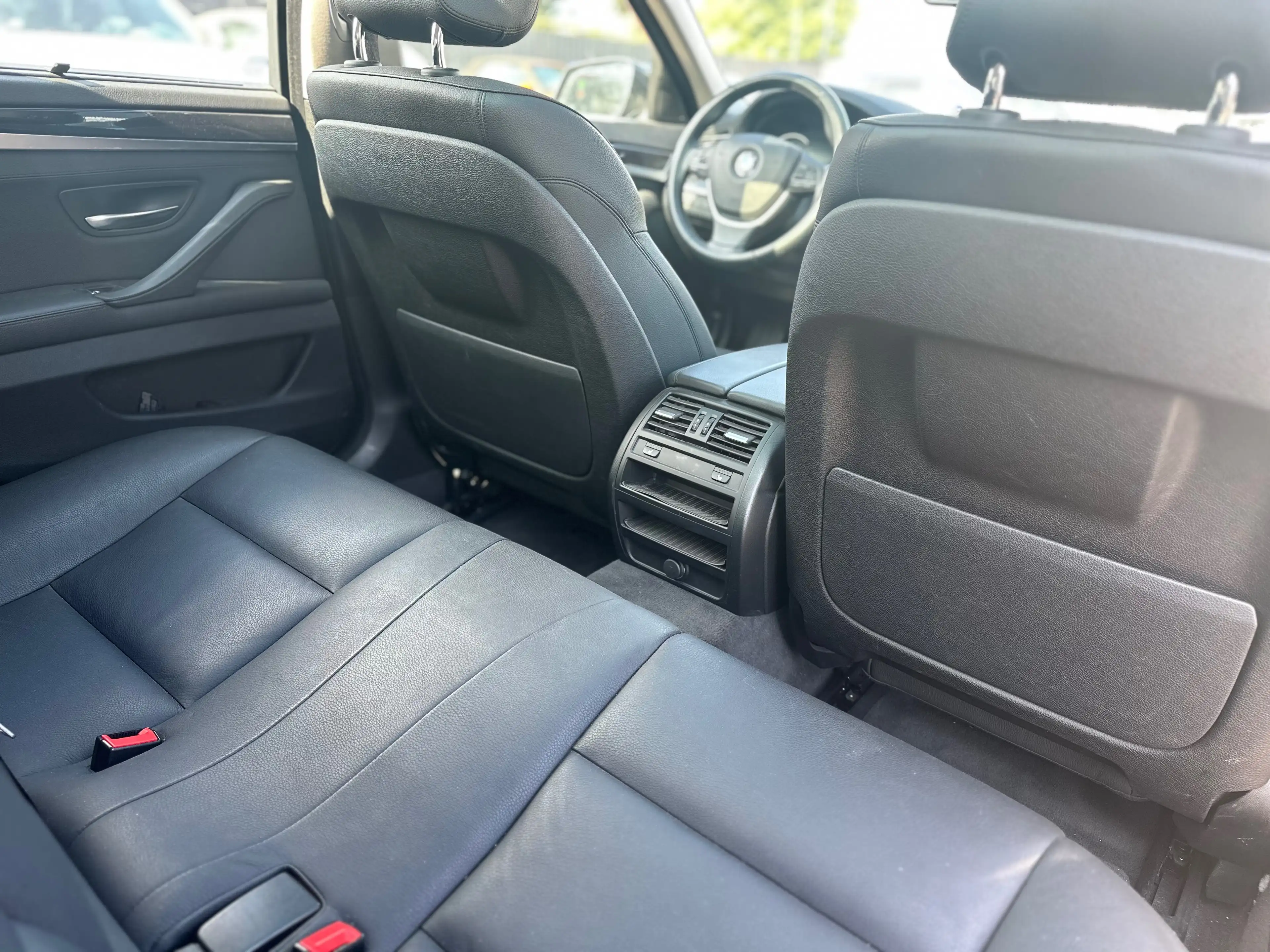 BMW 535 535d xDrive Touring Aut. — photo 15