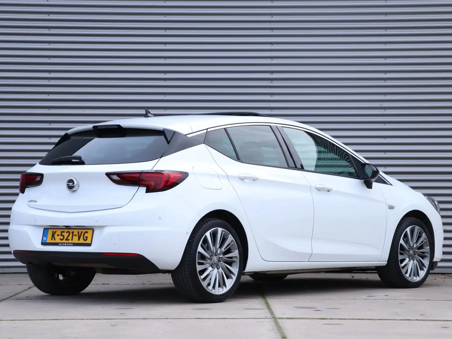Opel Astra 1.4 Turbo Business Elegance Automaat *Dealeronderh Blanc - 2