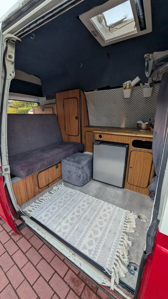 Volkswagen T3 Transporter 251 OB1/M516, foto 1