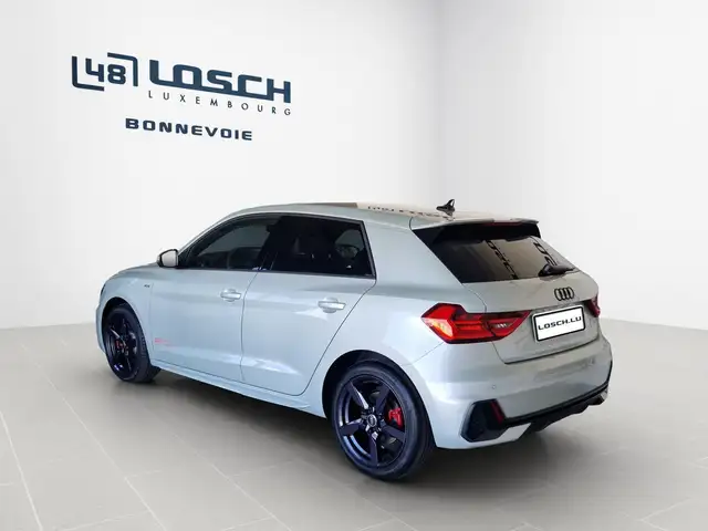 Audi A1 view 4