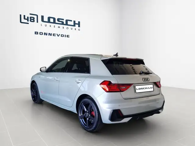 Audi A1 view 5