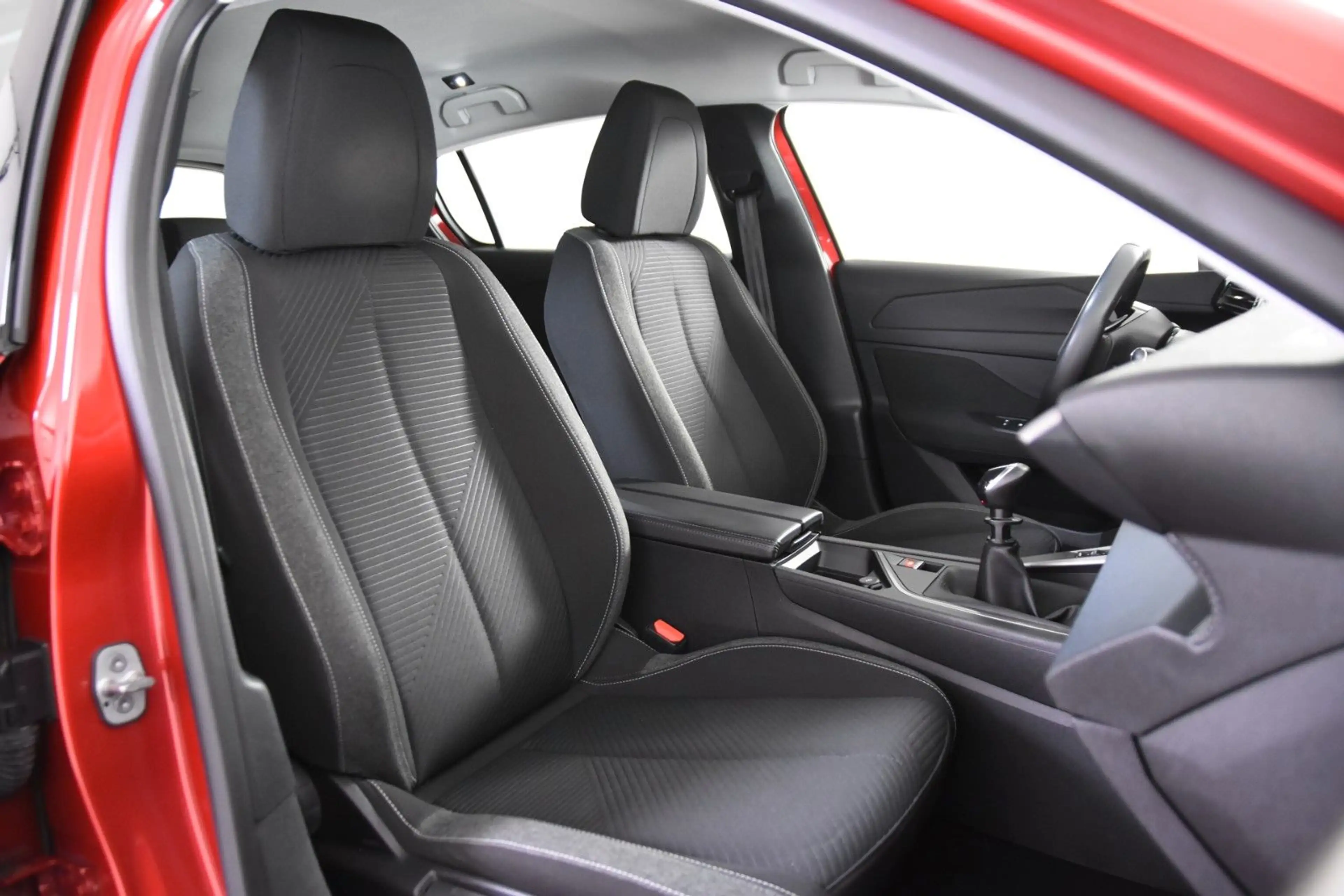 Peugeot 308 Edition *1.Hand*Navi*SHZ*DAB*Park ass.* — photo 3
