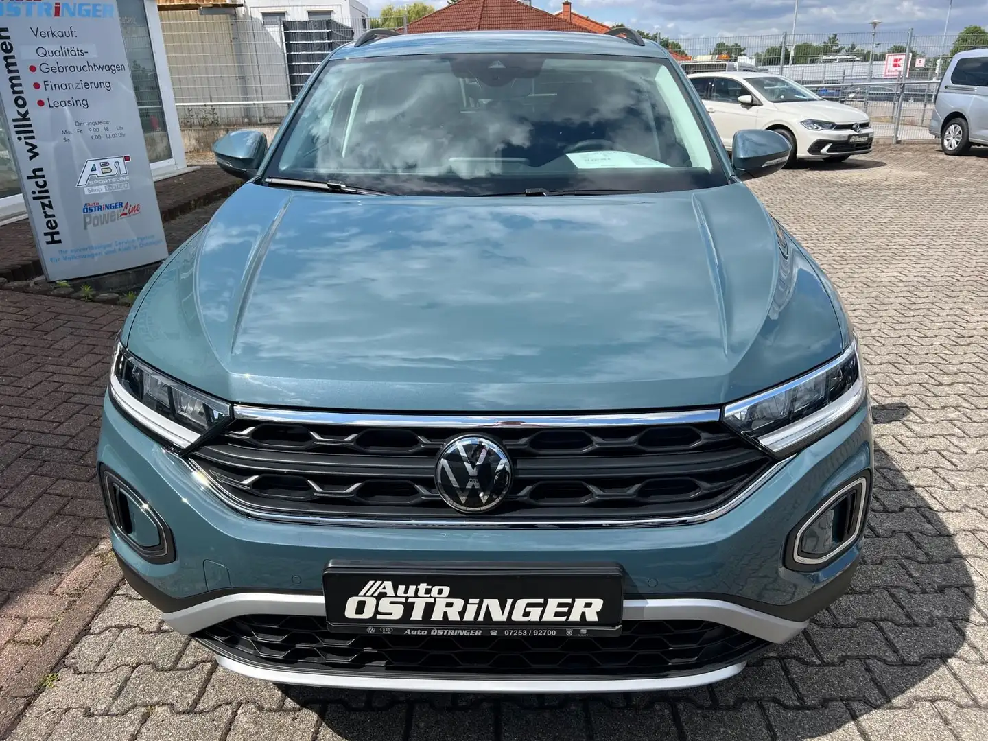 Volkswagen T-Roc Life 1,0 TSI ACC AppConn Sitzhz Kamera Bleu - 2