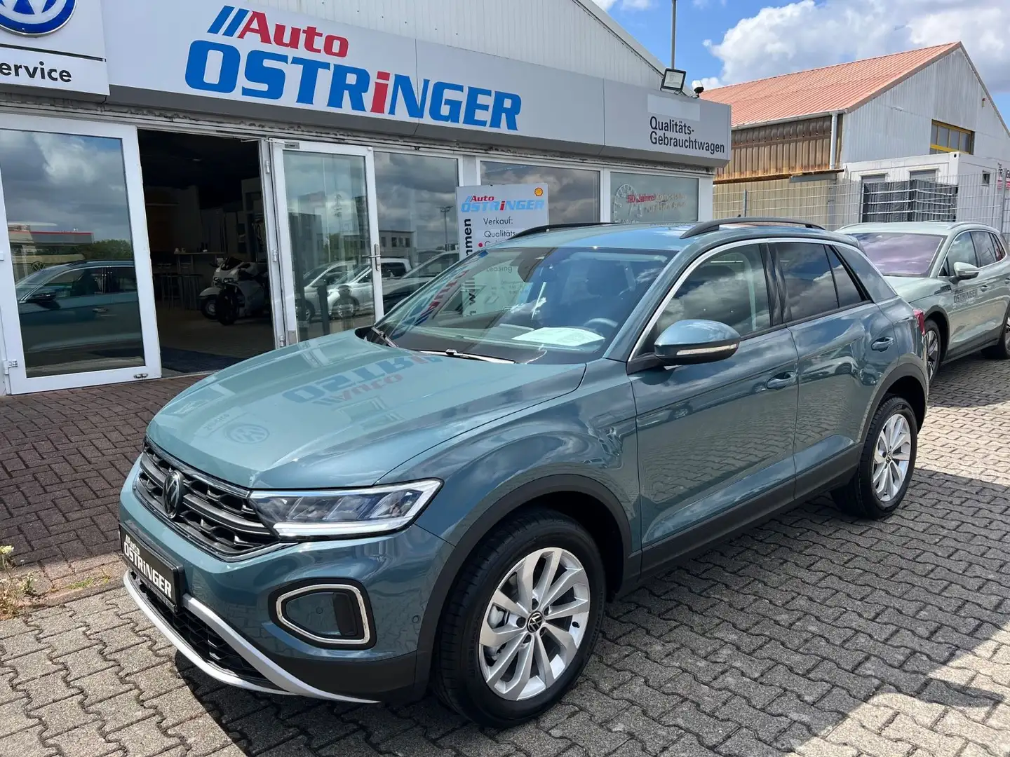 Volkswagen T-Roc Life 1,0 TSI ACC AppConn Sitzhz Kamera Bleu - 1