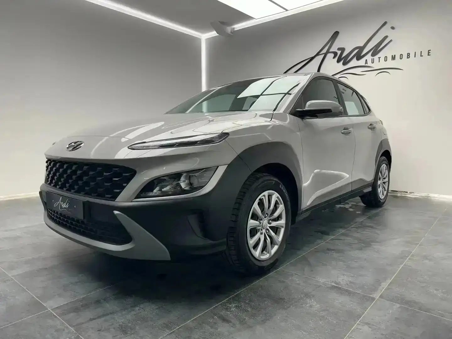 Hyundai KONA 1.0 T-GDi *1er PROPRIETAIRE*CAMERA AR*AIRCO* Gris - 1