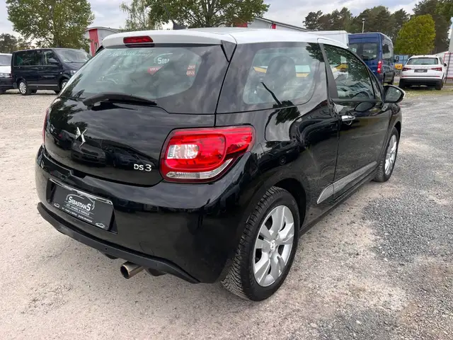 DS Automobiles DS 3 view 4