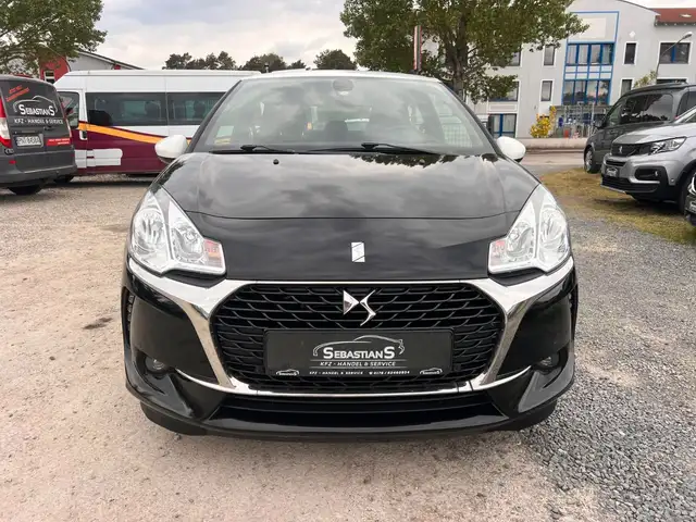 DS Automobiles DS 3 view 2