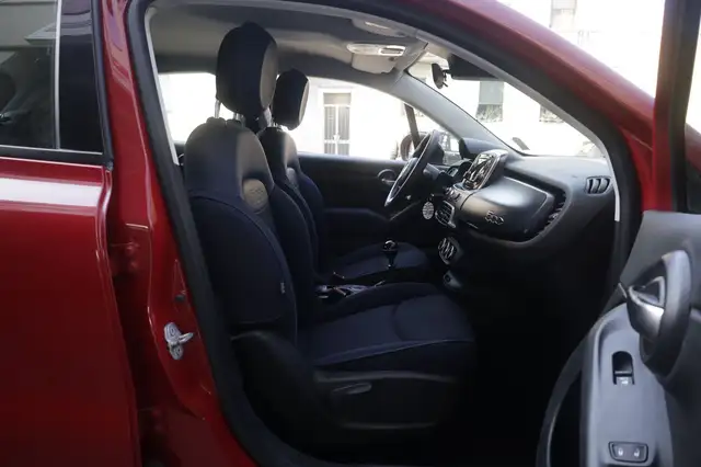 Fiat 500X view 10