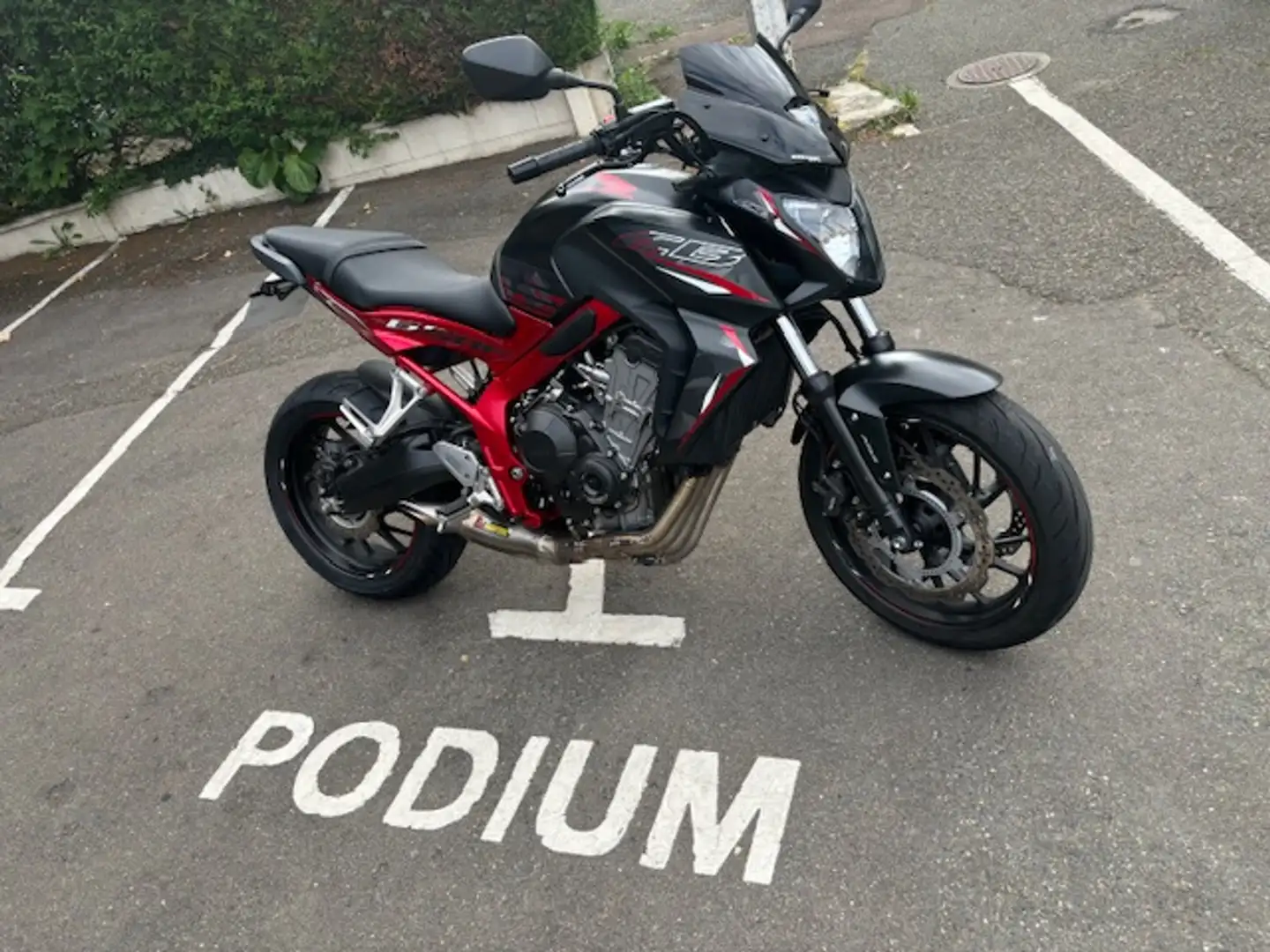 Honda CB 650 Schwarz - 2
