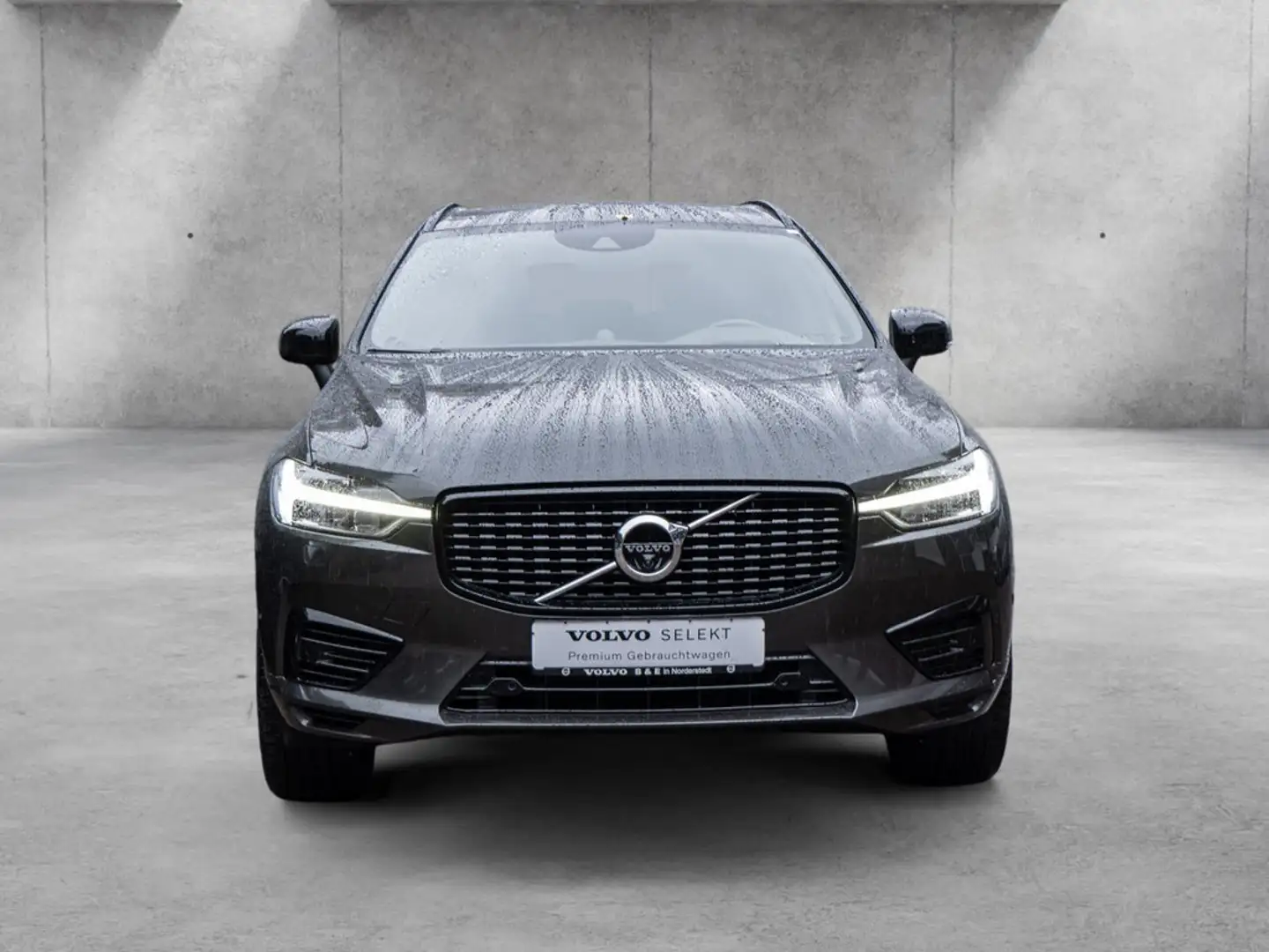 Volvo XC60 T6 AWD R-Design Plug-In Hybrid AHK | B&W | LUFTFAHRWERK | ACC | PANORAMA Grau - 2