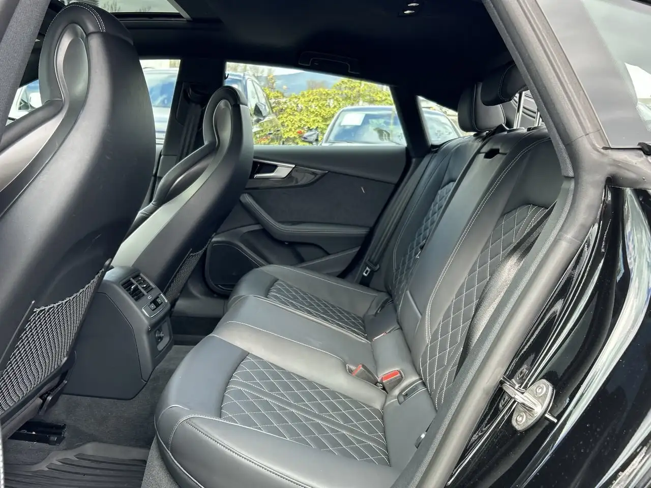 Audi S5 снимка Audi S5