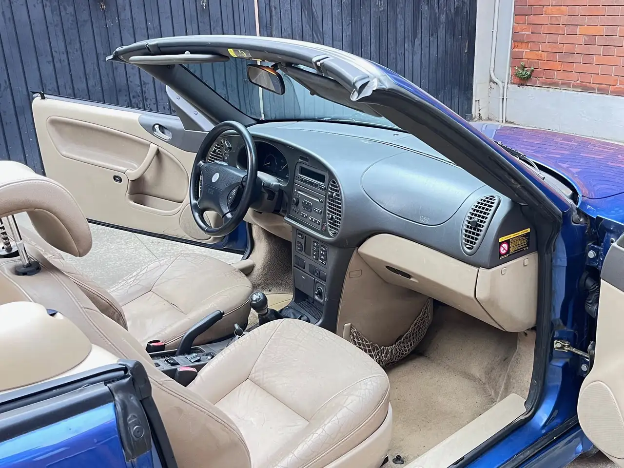 SAAB 9-3 1998 CABRIOLET - 2.0T  150ch - SELLERIE CUIR - VOLANT EN CUIR