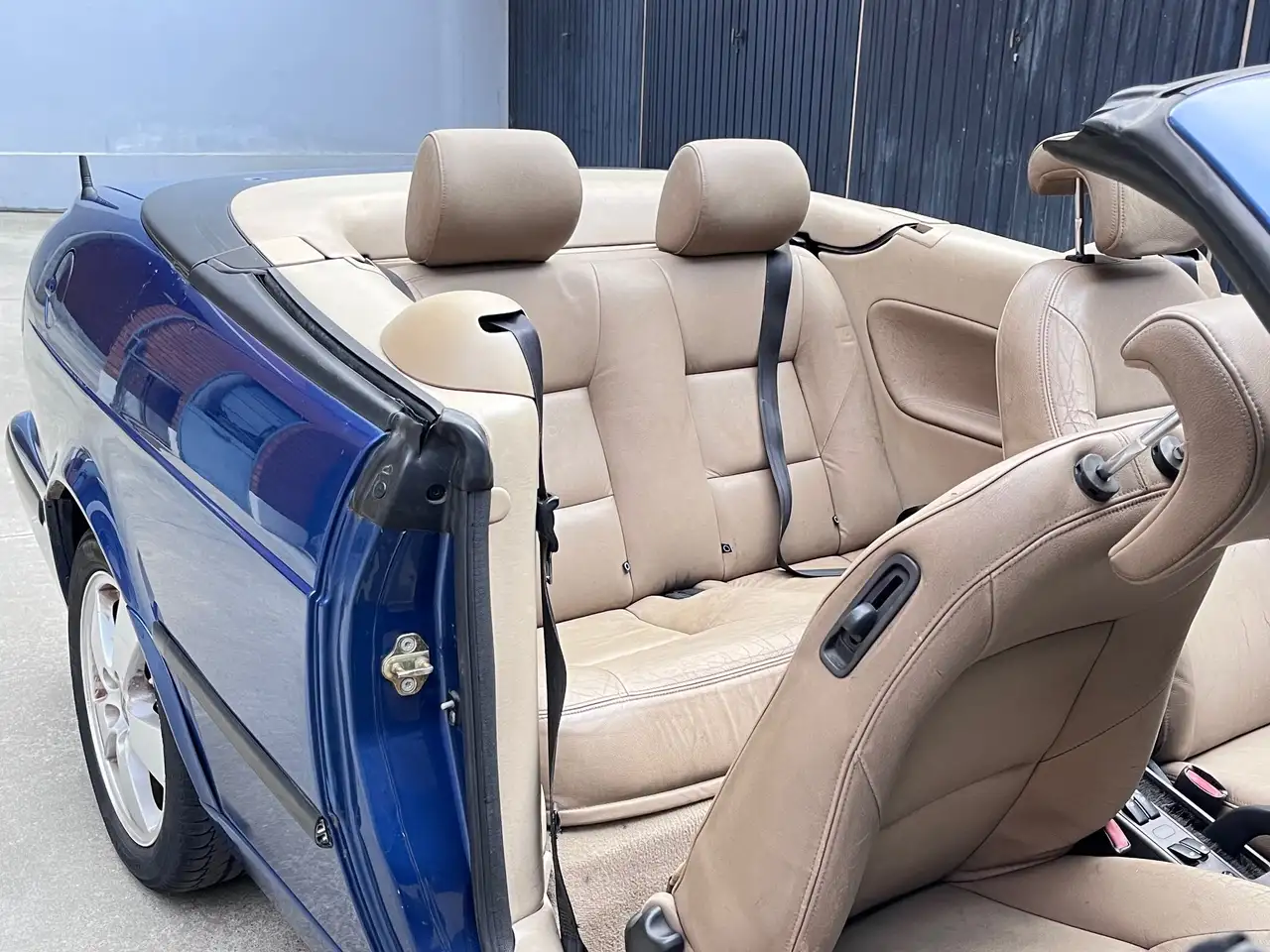 SAAB 9-3 1998 CABRIOLET - 2.0T  150ch - SELLERIE CUIR - VOLANT EN CUIR