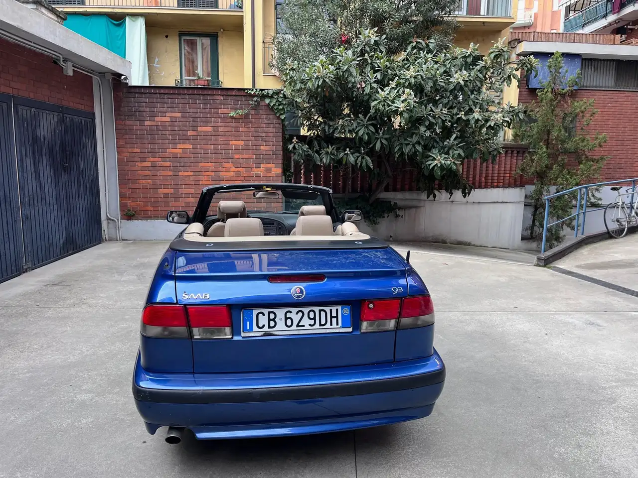 SAAB 9-3 1998 CABRIOLET - 2.0T  150ch - SELLERIE CUIR - VOLANT EN CUIR