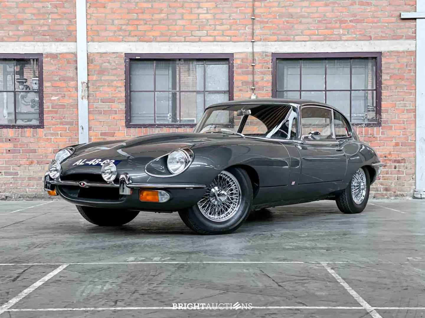 Jaguar E-Type 4.2 I6 Series 2+2 Szary - 1