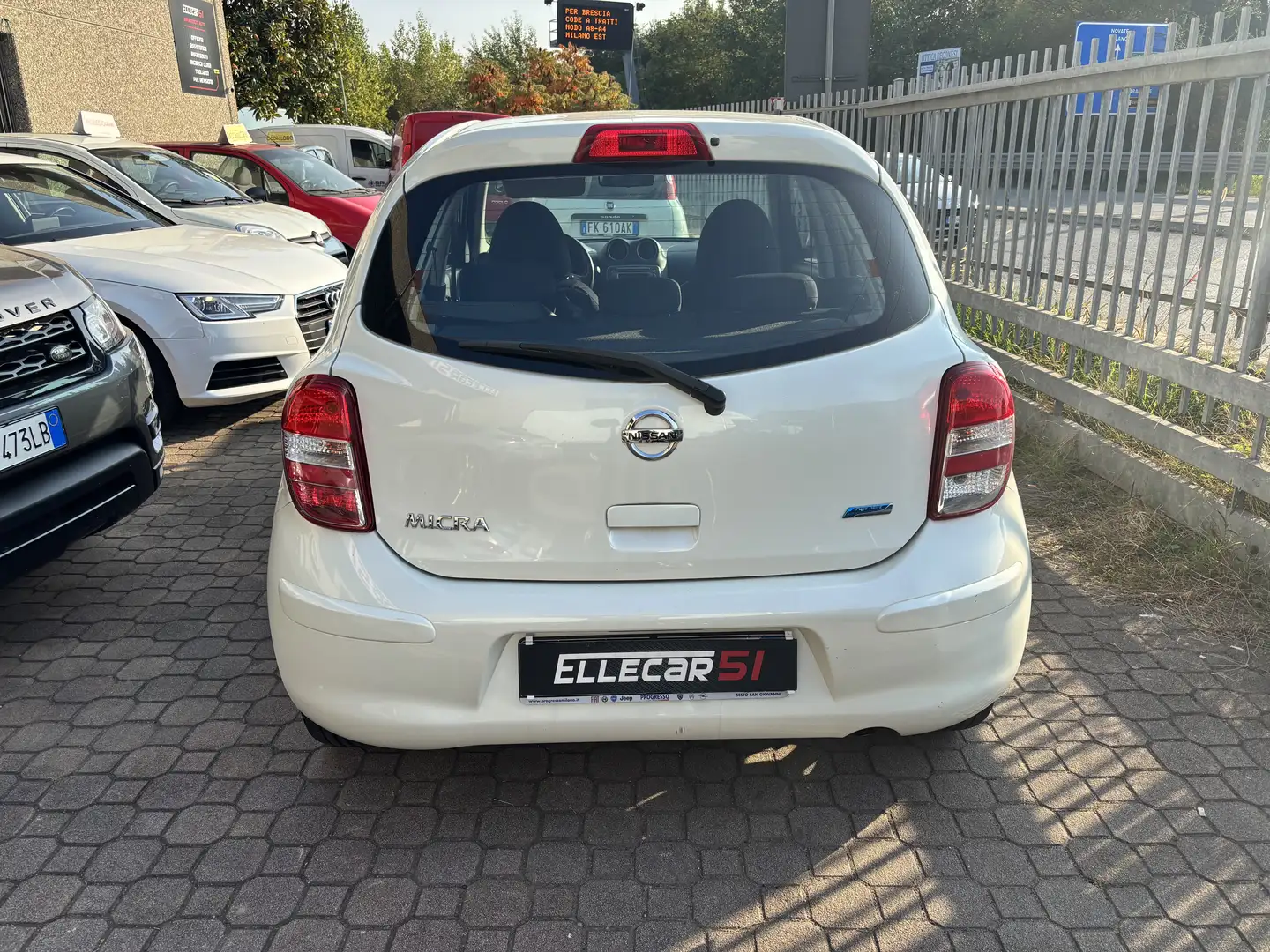 Nissan Micra confort - 2