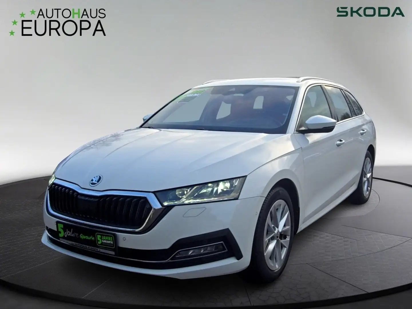 Skoda Octavia Combi 2.0 TDI DSG Style ACC Navi HUD Kam SHZ eSitz Weiß - 1