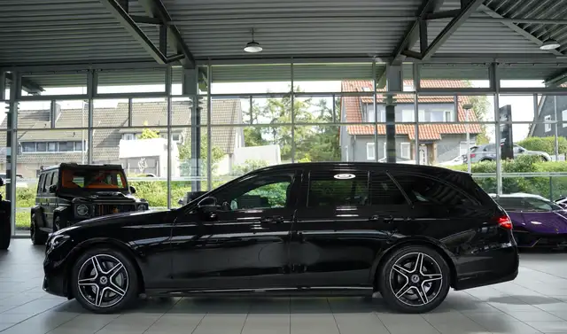 Mercedes-Benz E-Class view 11
