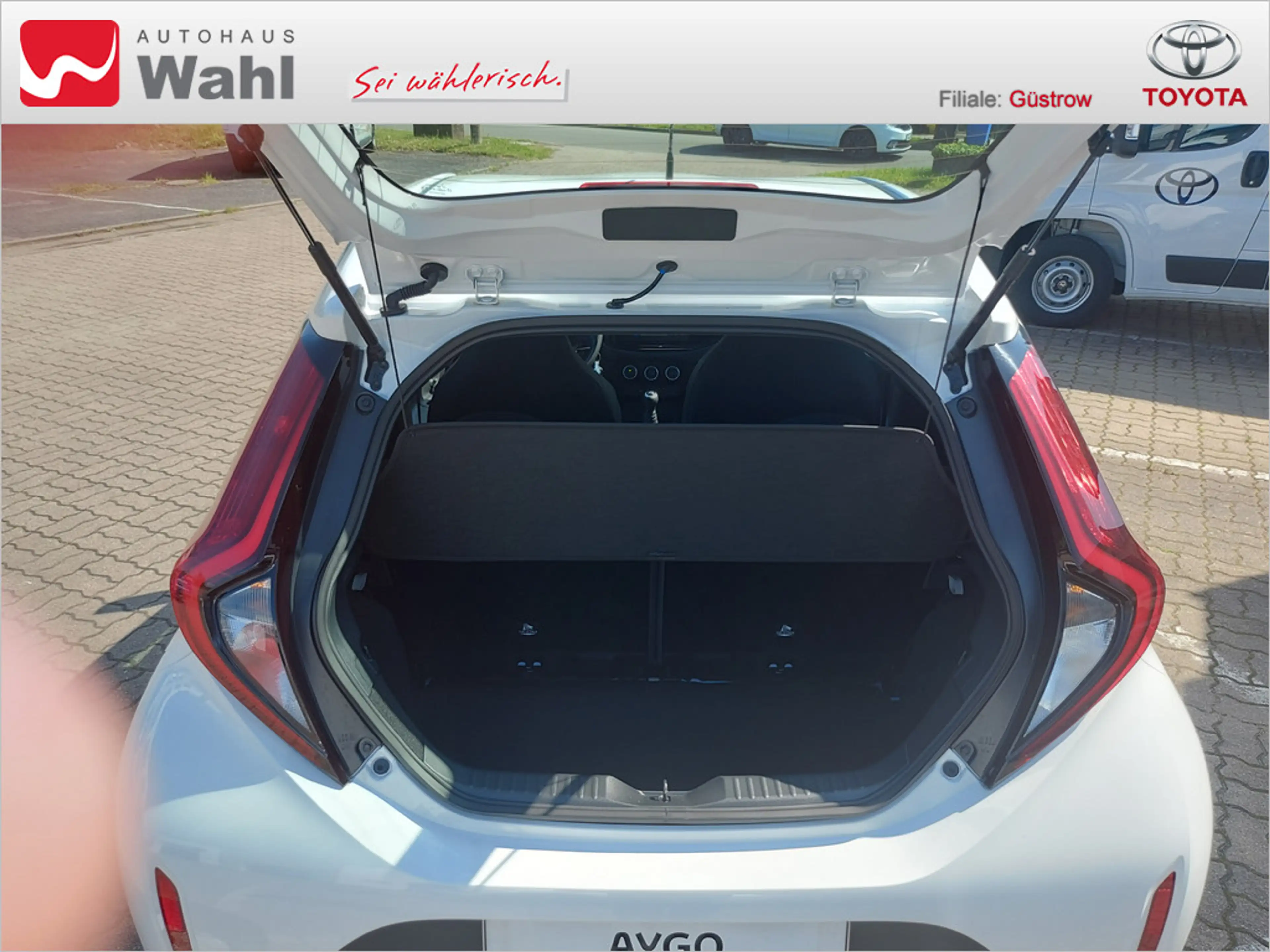 Toyota Aygo X 1.0 Business Edition — photo 12