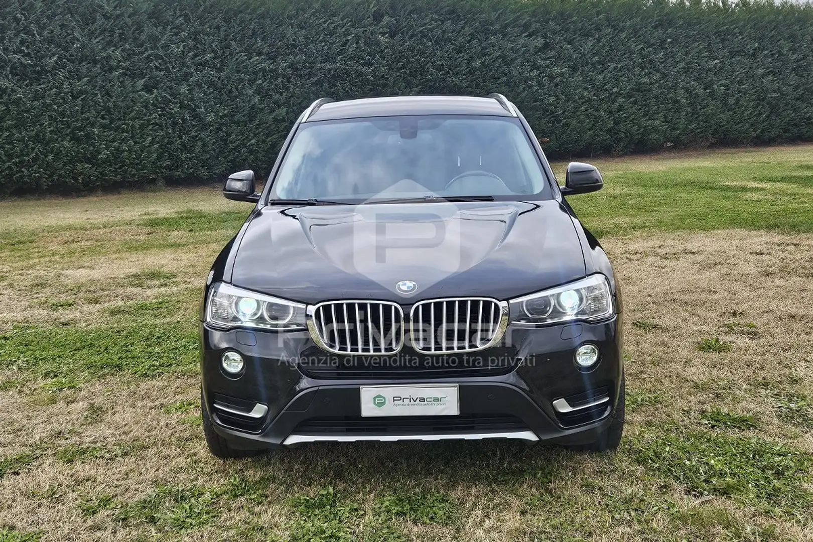 BMW X3 X3 xDrive20d Business Advantage Aut. Schwarz - 2