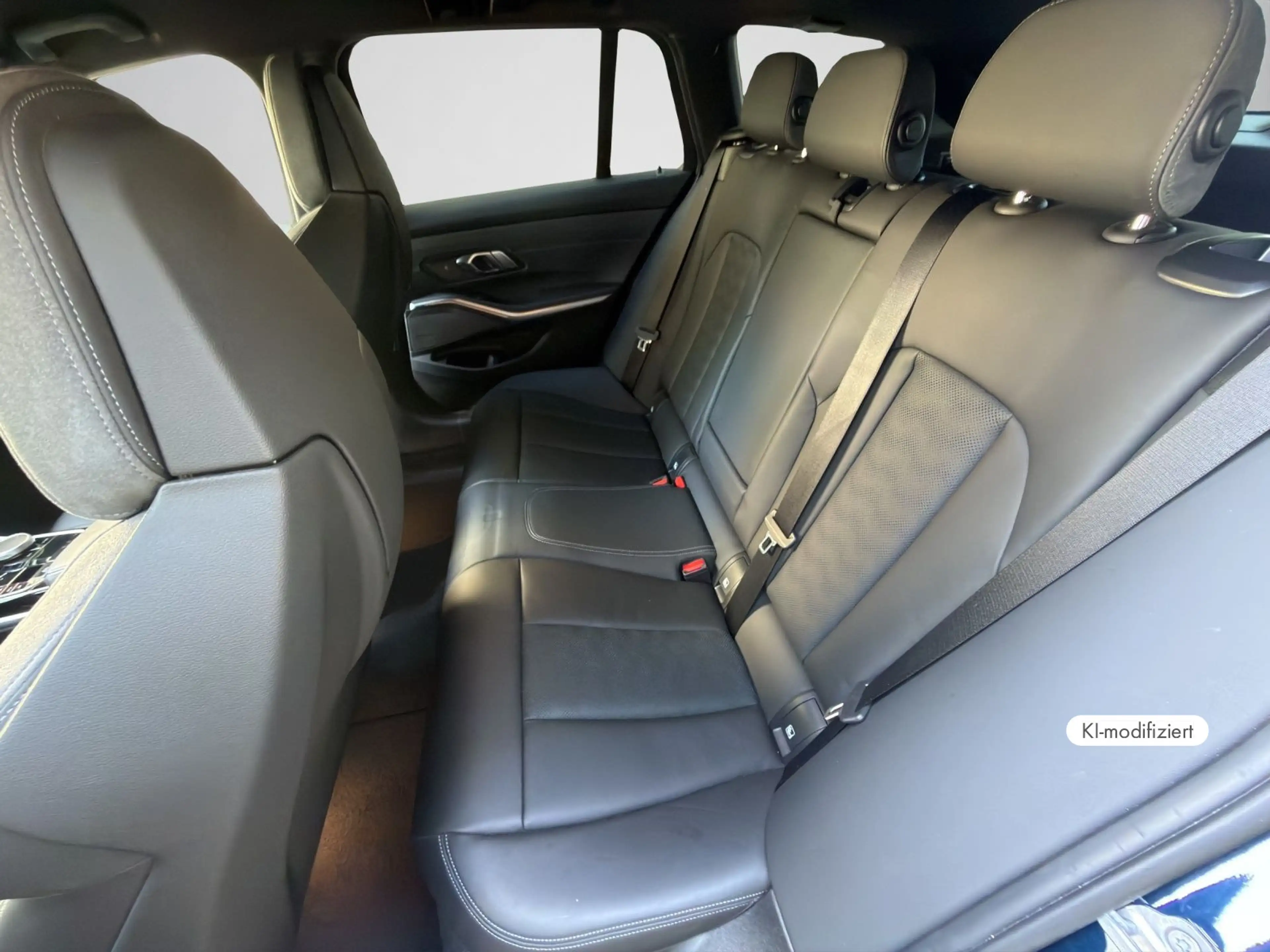 BMW M3 3er - M3 Competition xDrive — photo 14
