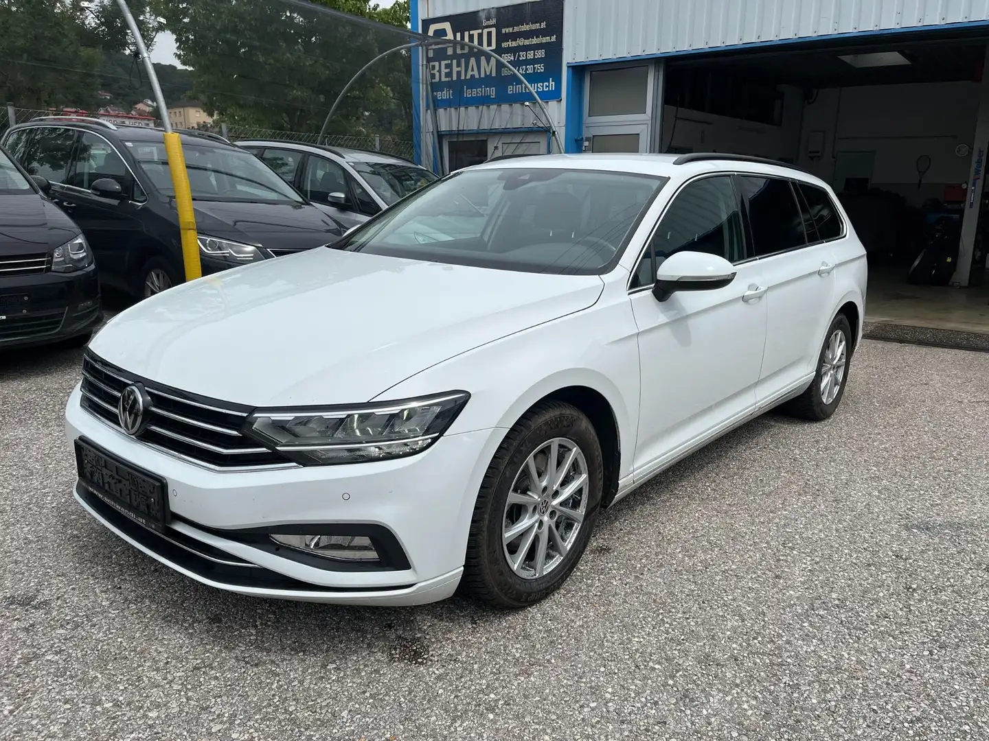 Volkswagen Passat Variant Business 2,0 SCR TDI DSG LED-ACC-AHK Blanco - 1