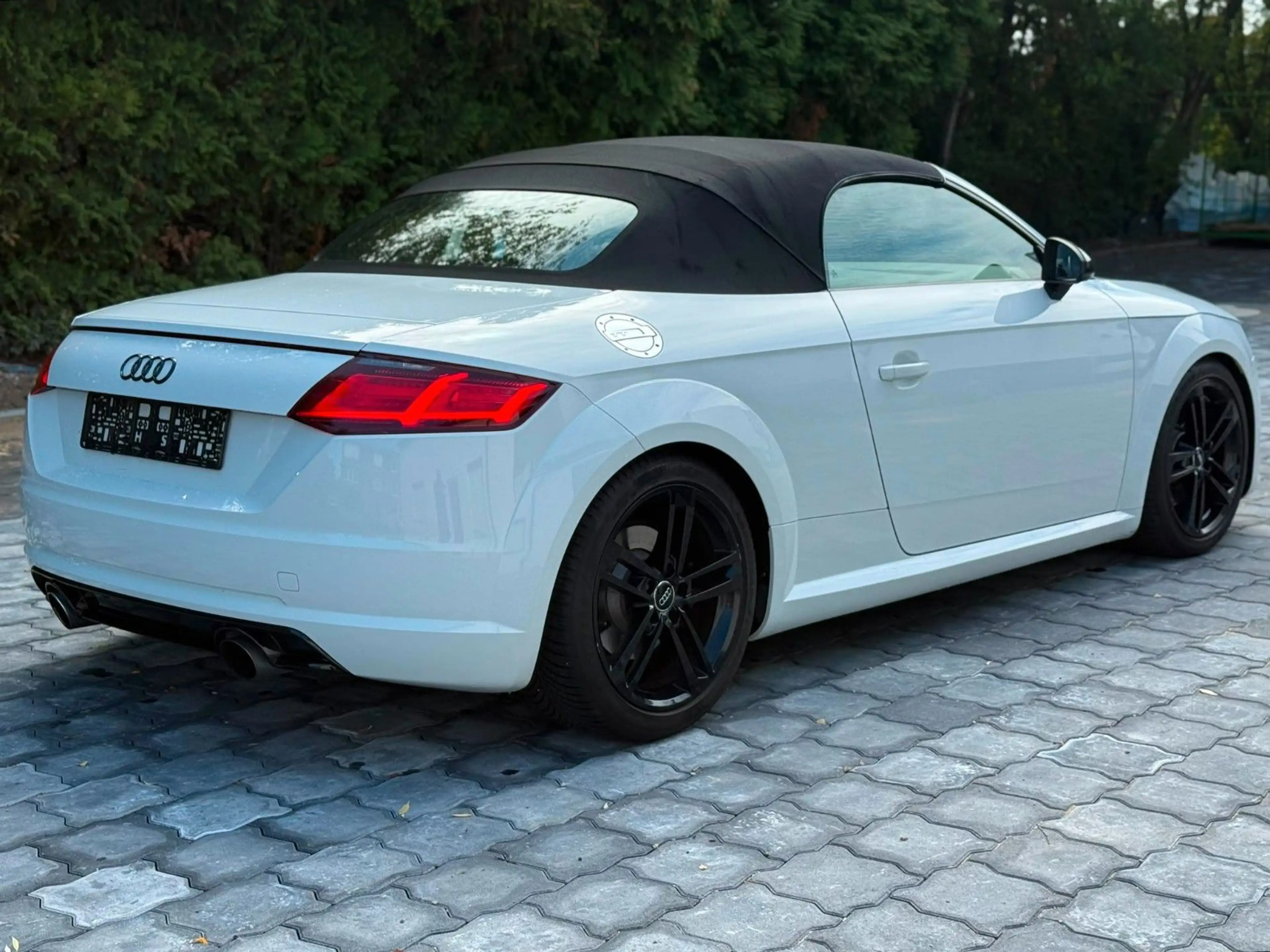 Audi TT Roadster 2.0 TFSI Quattro Virtual Cockp. Navi — photo 12