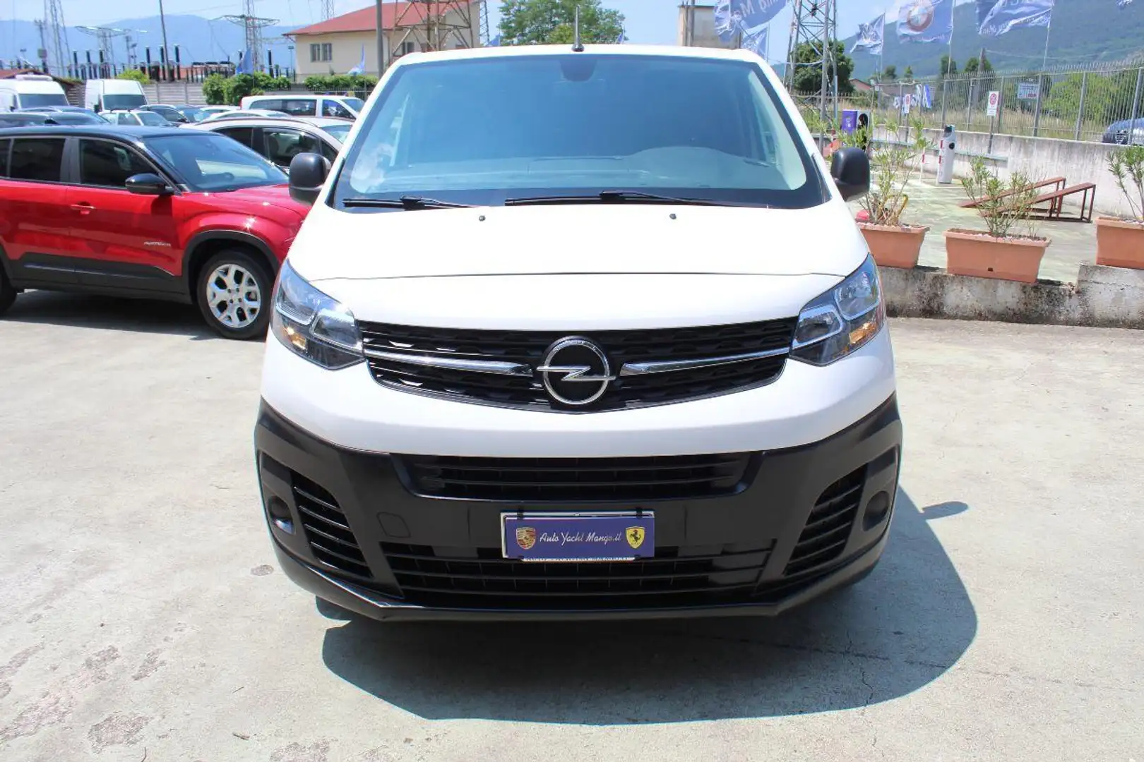 Opel 1.5 Diesel 120CV S&S PL-TN M Passo Medio Enjoy Bianco - 2
