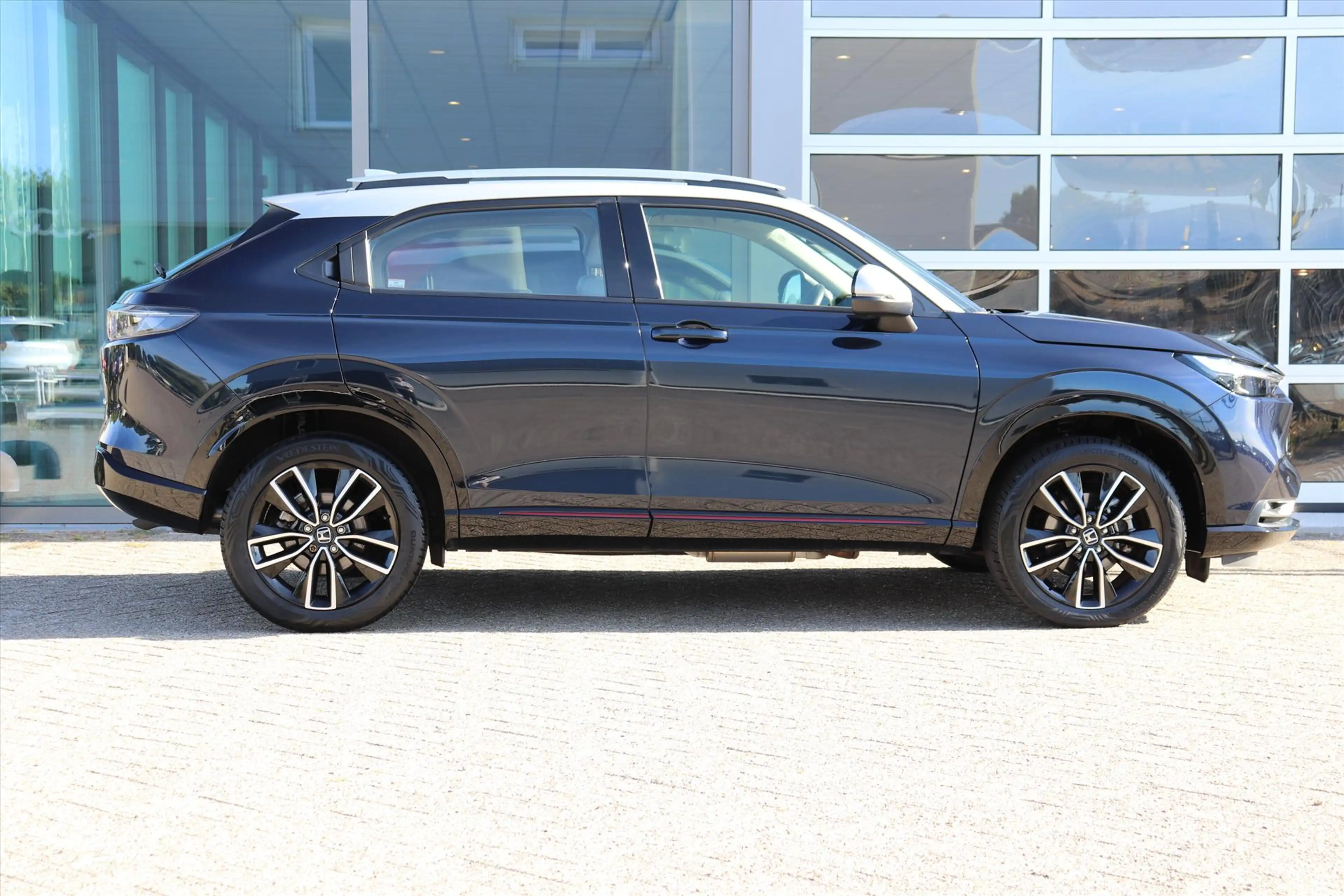 Honda HR-V 1.5 i-MMD 131pk CVT Advance Style — photo 3
