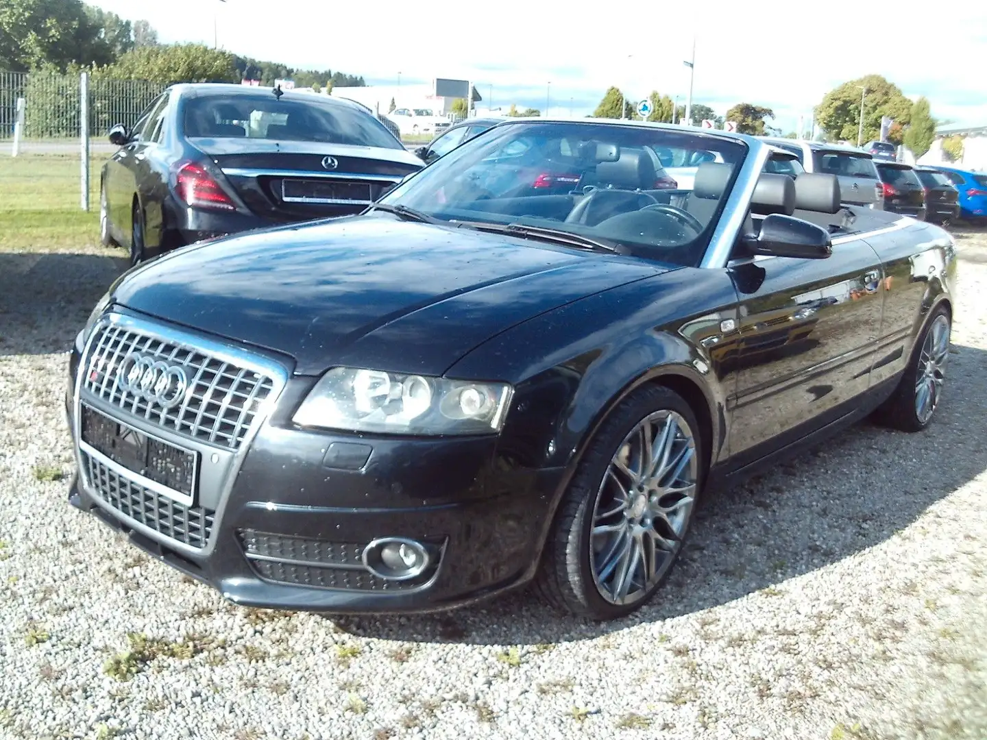 Audi A4 2.4 Cabriolet S Line Automatik Sitzh. TÜV Neu Noir - 2