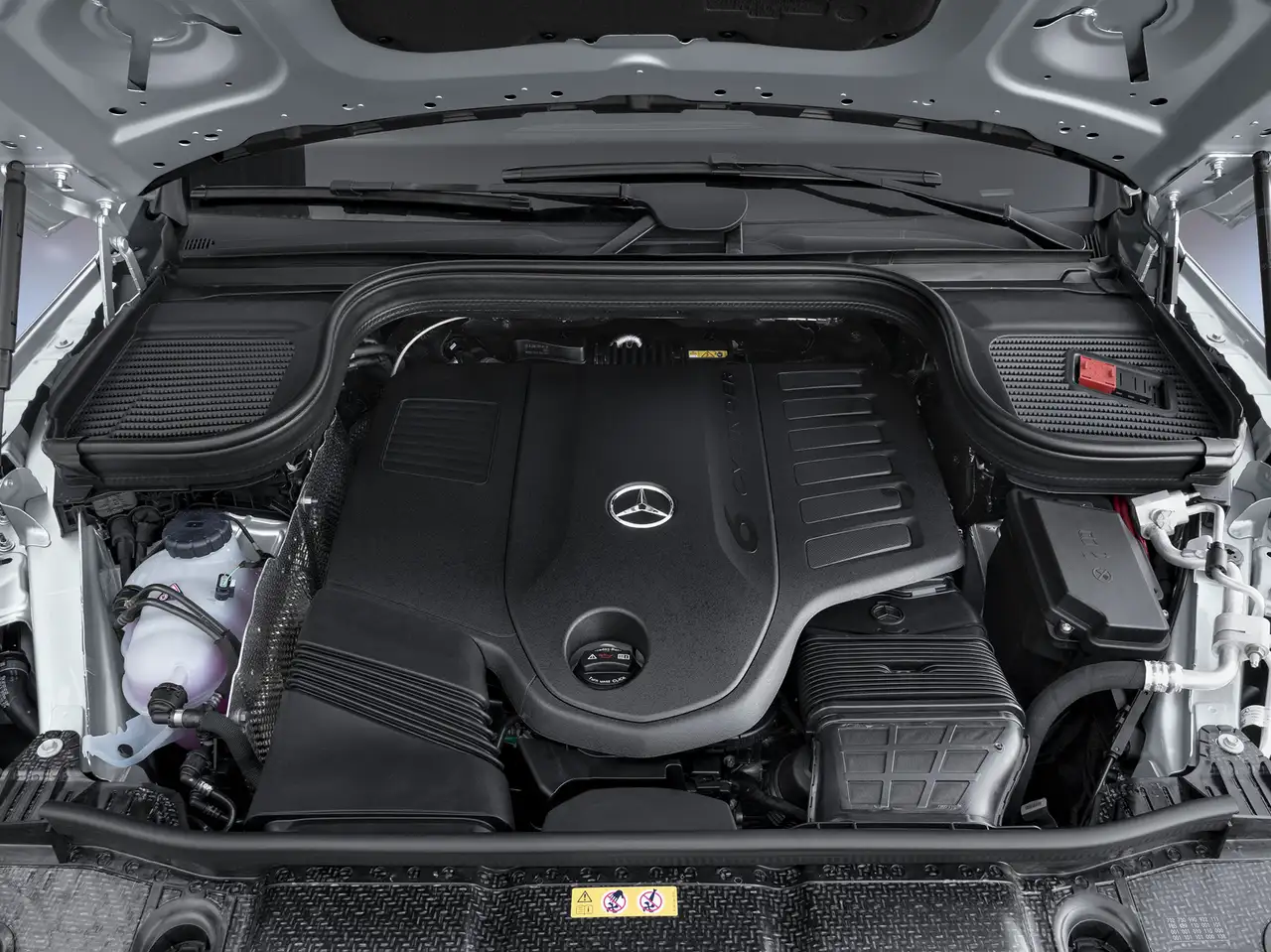 Mercedes-Benz GLE снимка Mercedes-Benz GLE